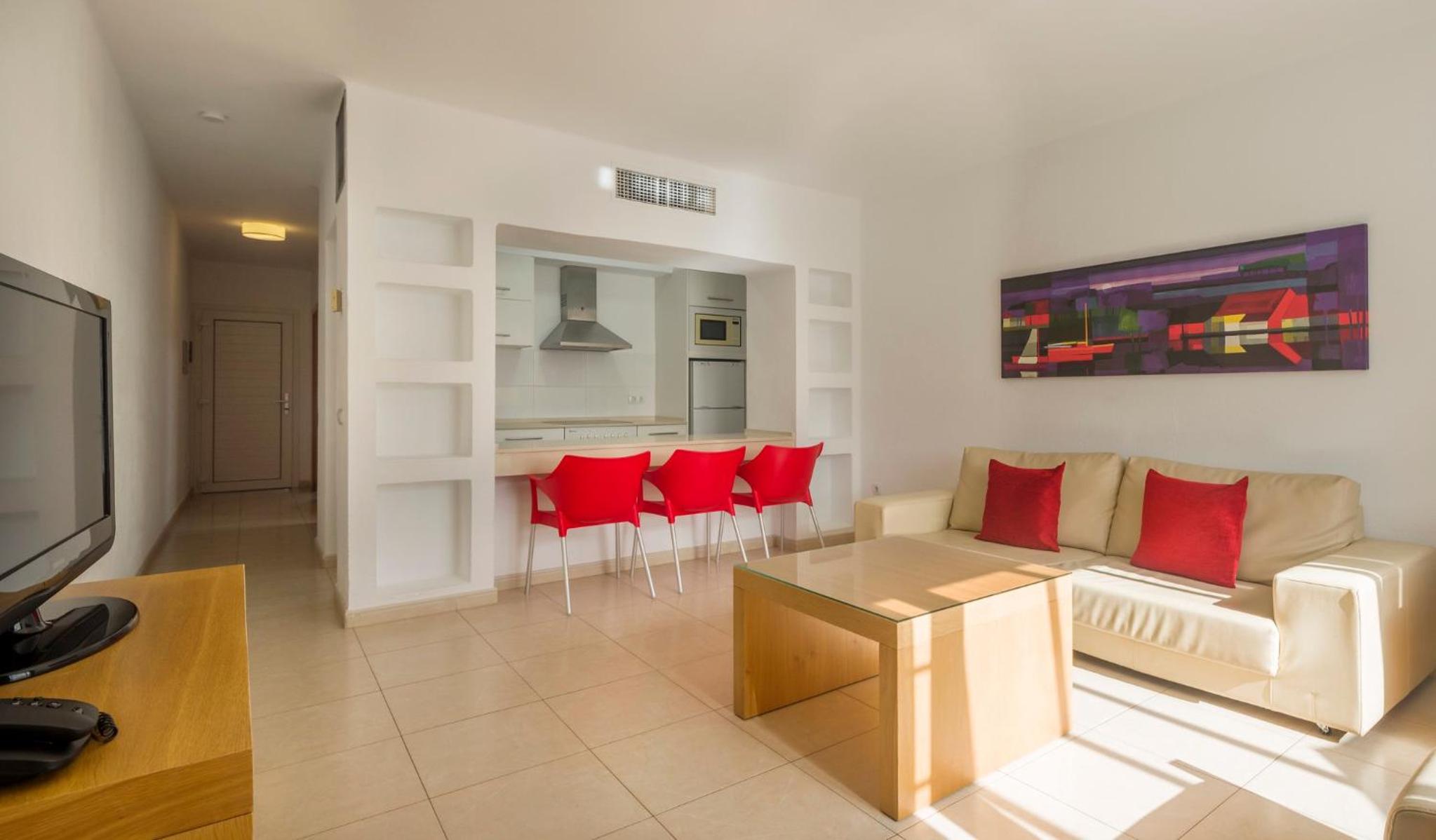 One-Bedroom Apartment (2 Adults)