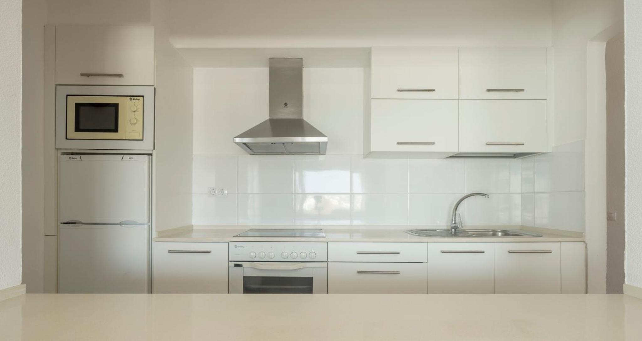 Two-Bedroom Apartment (5 Adults) thumbnail 5