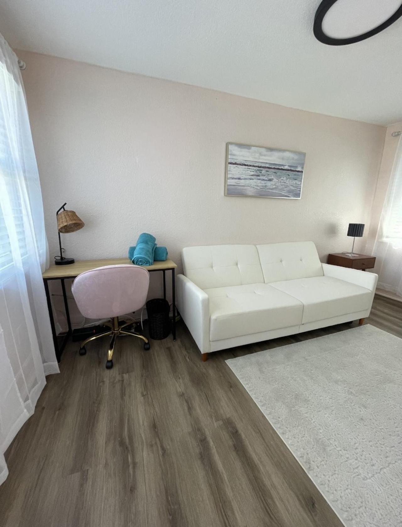 Apartment photo 2