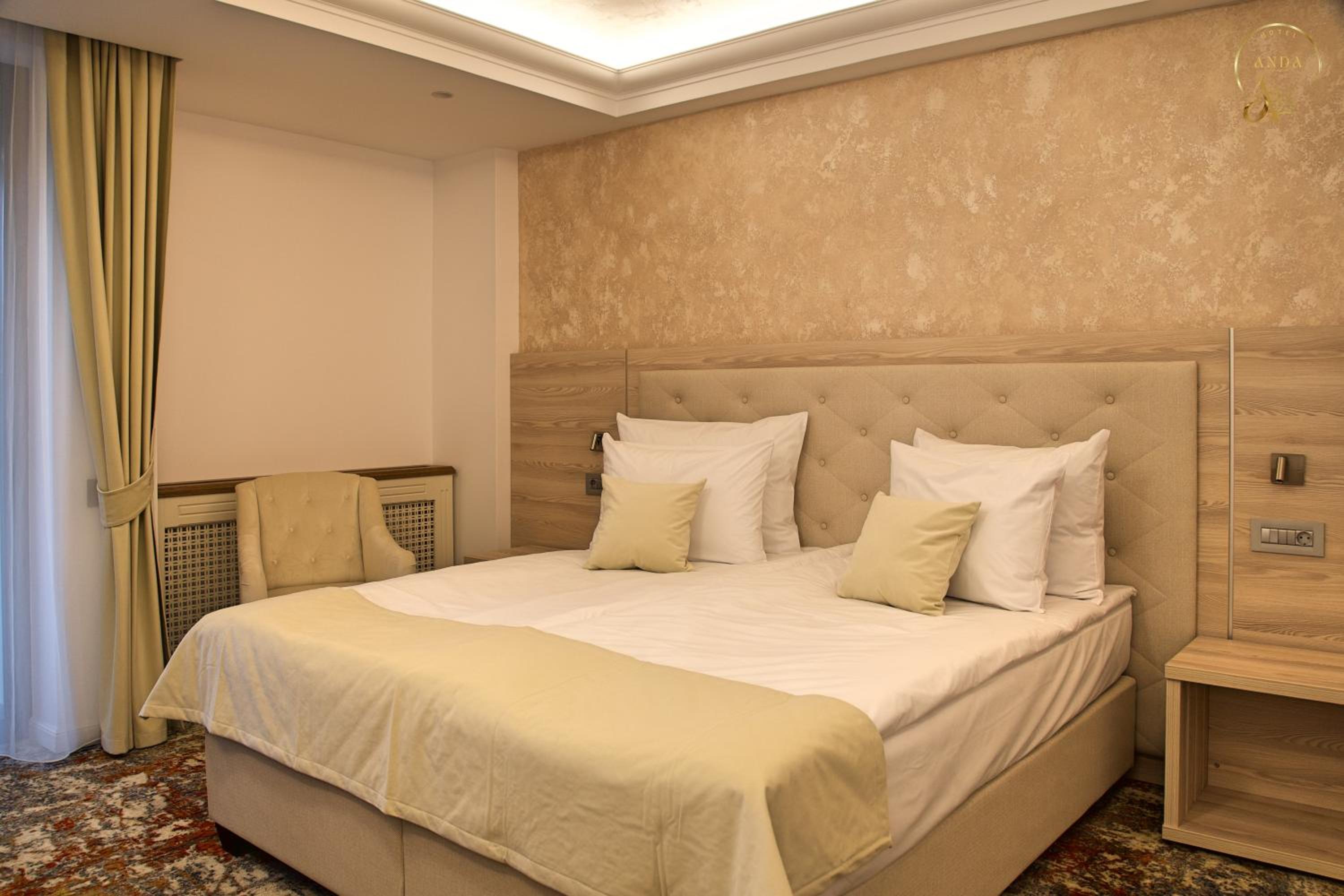 Double or Twin Room with Balcony photo 3