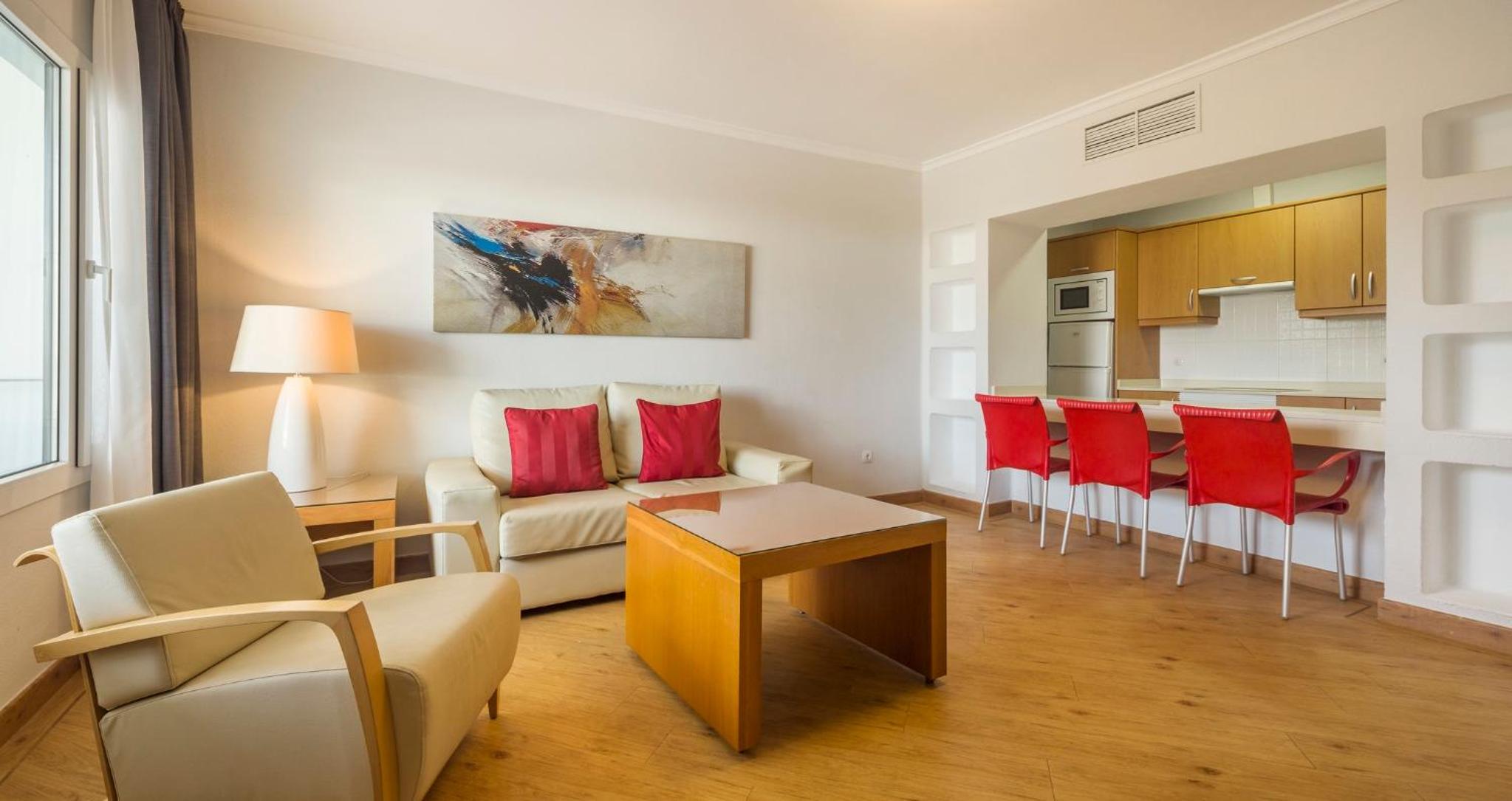 Two-Bedroom Apartment with Garden (4 Adults)