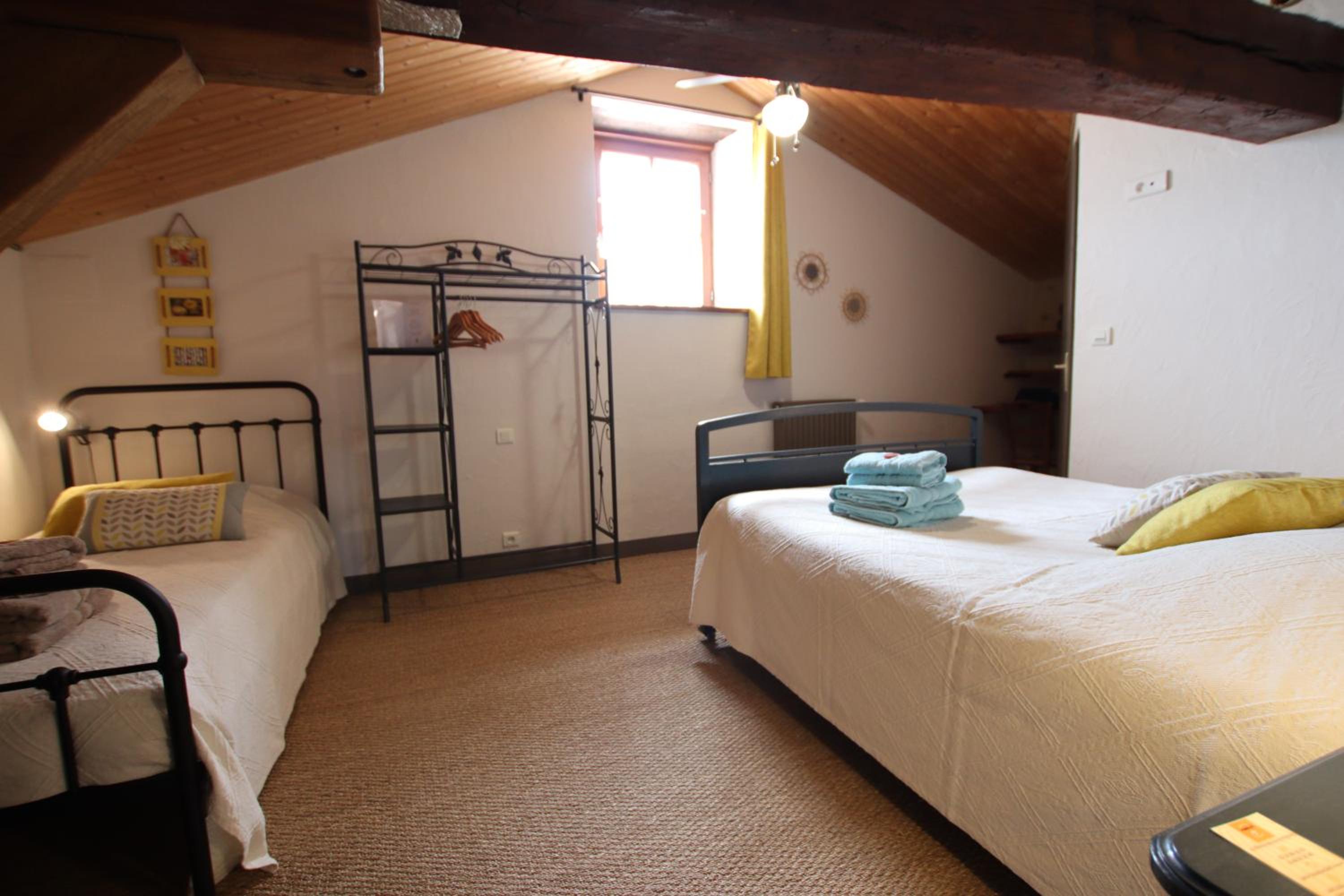 Classic Triple Room photo 2