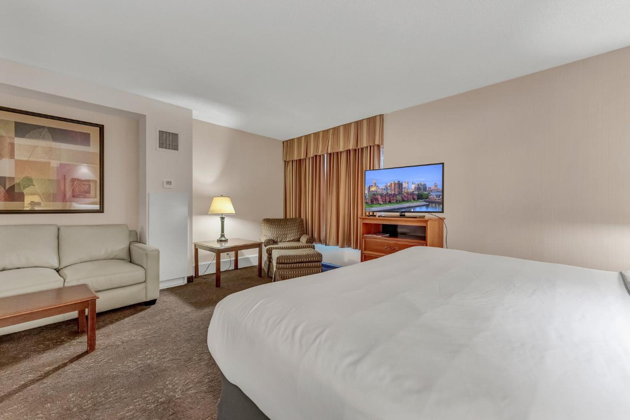 Junior Suite - Photo 1