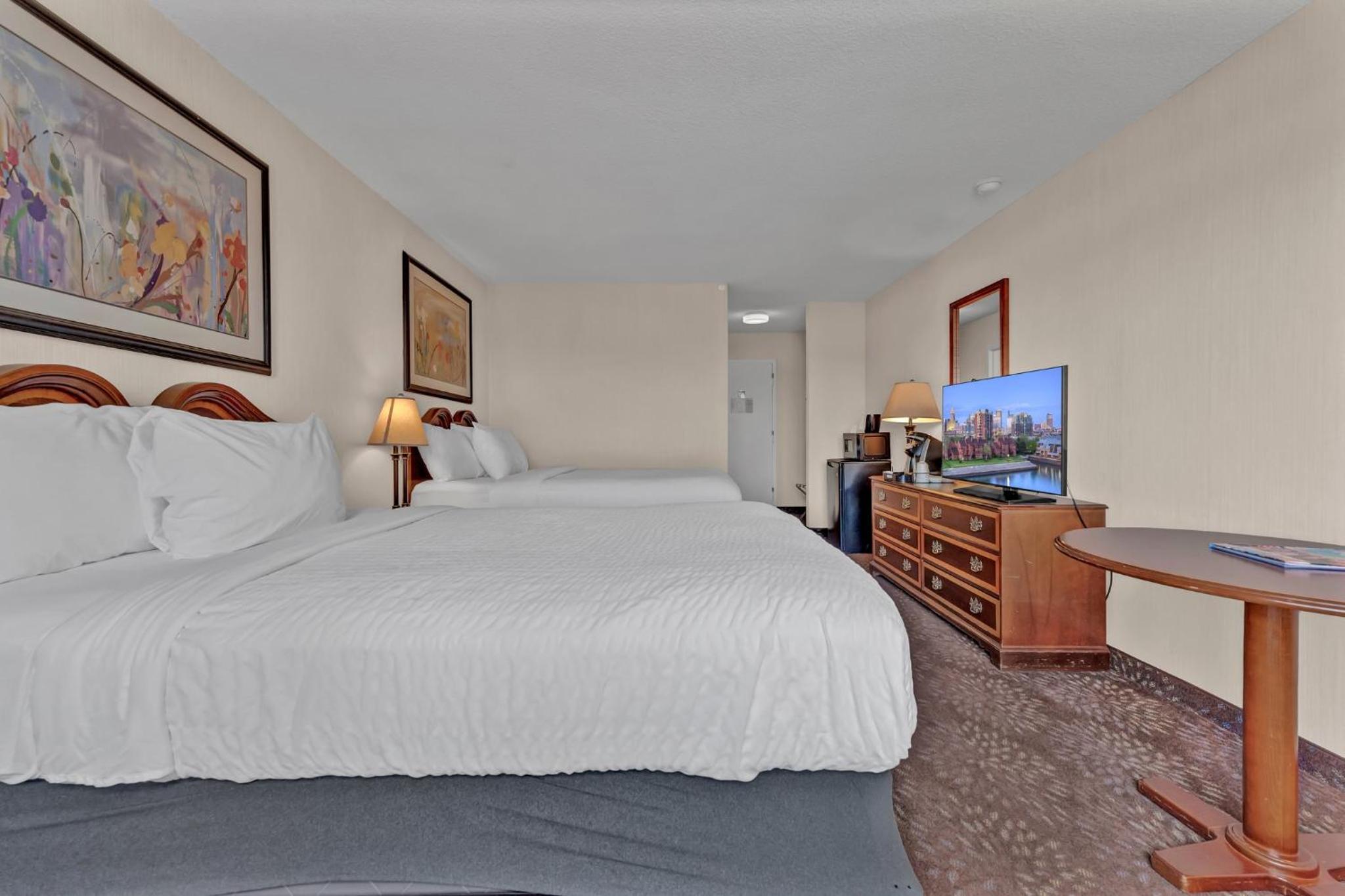 Double Room with Two Double Beds - Non-Smoking - Photo 1