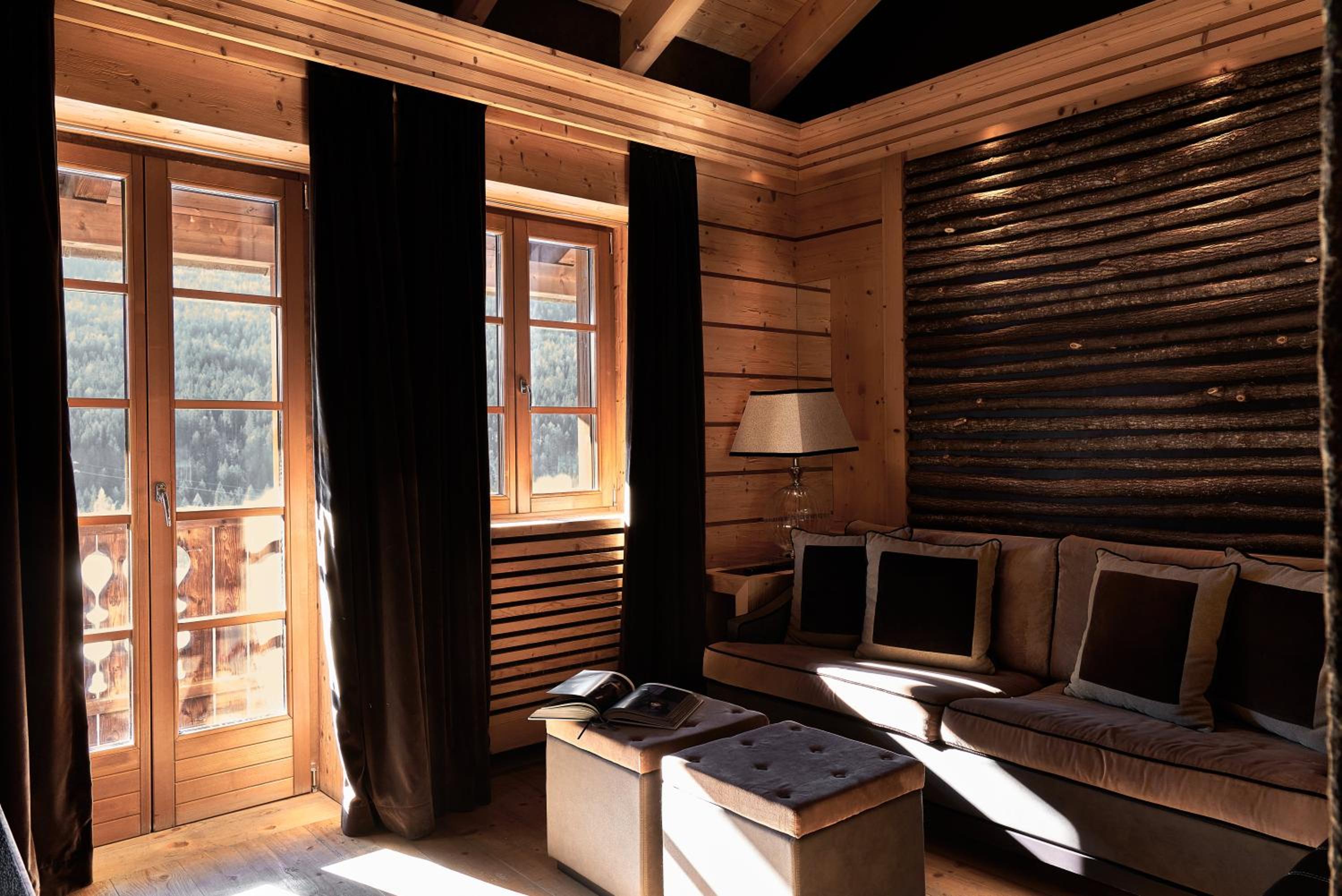 Junior Suite with Balcony photo 1