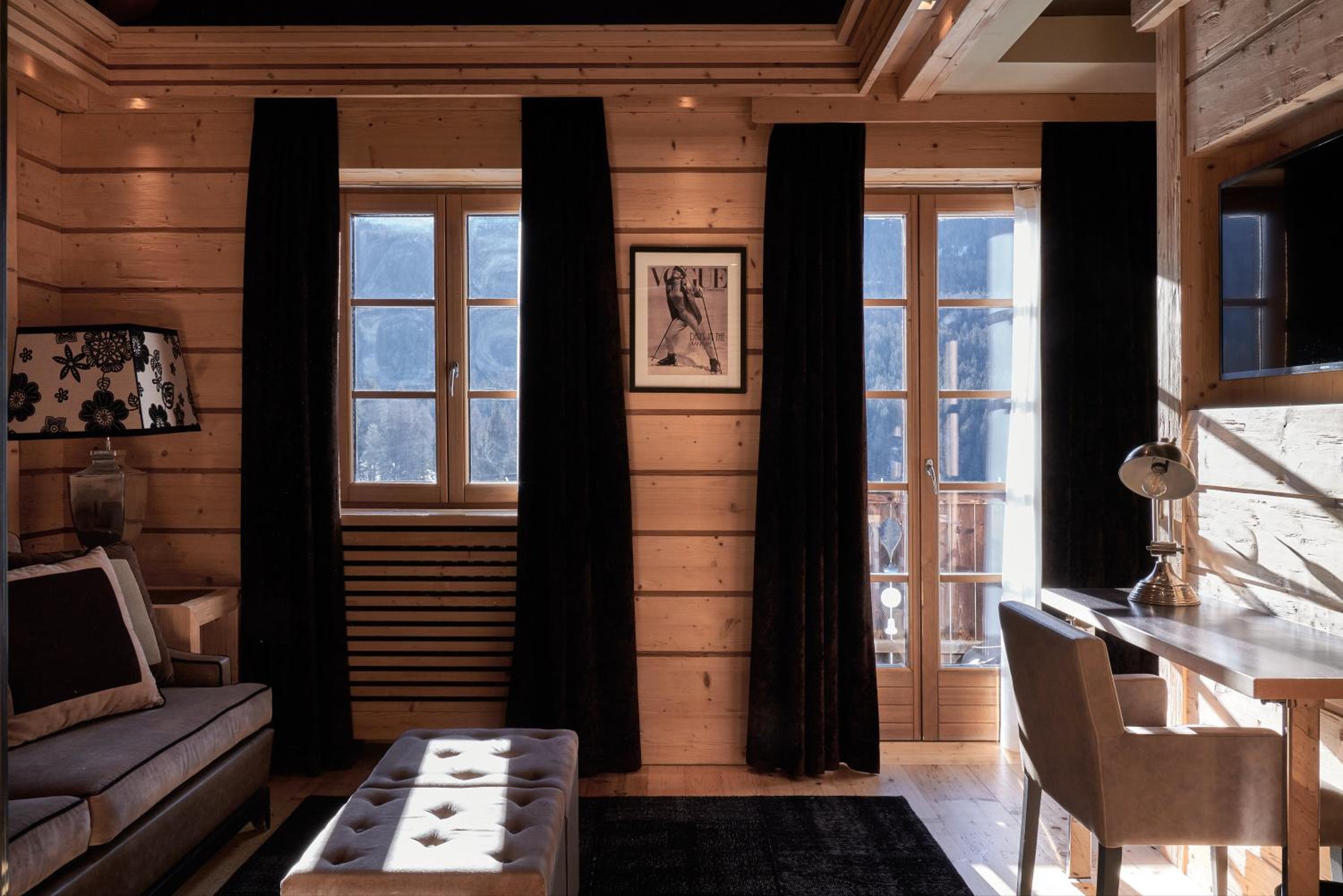 Suite with Mountain View photo 3