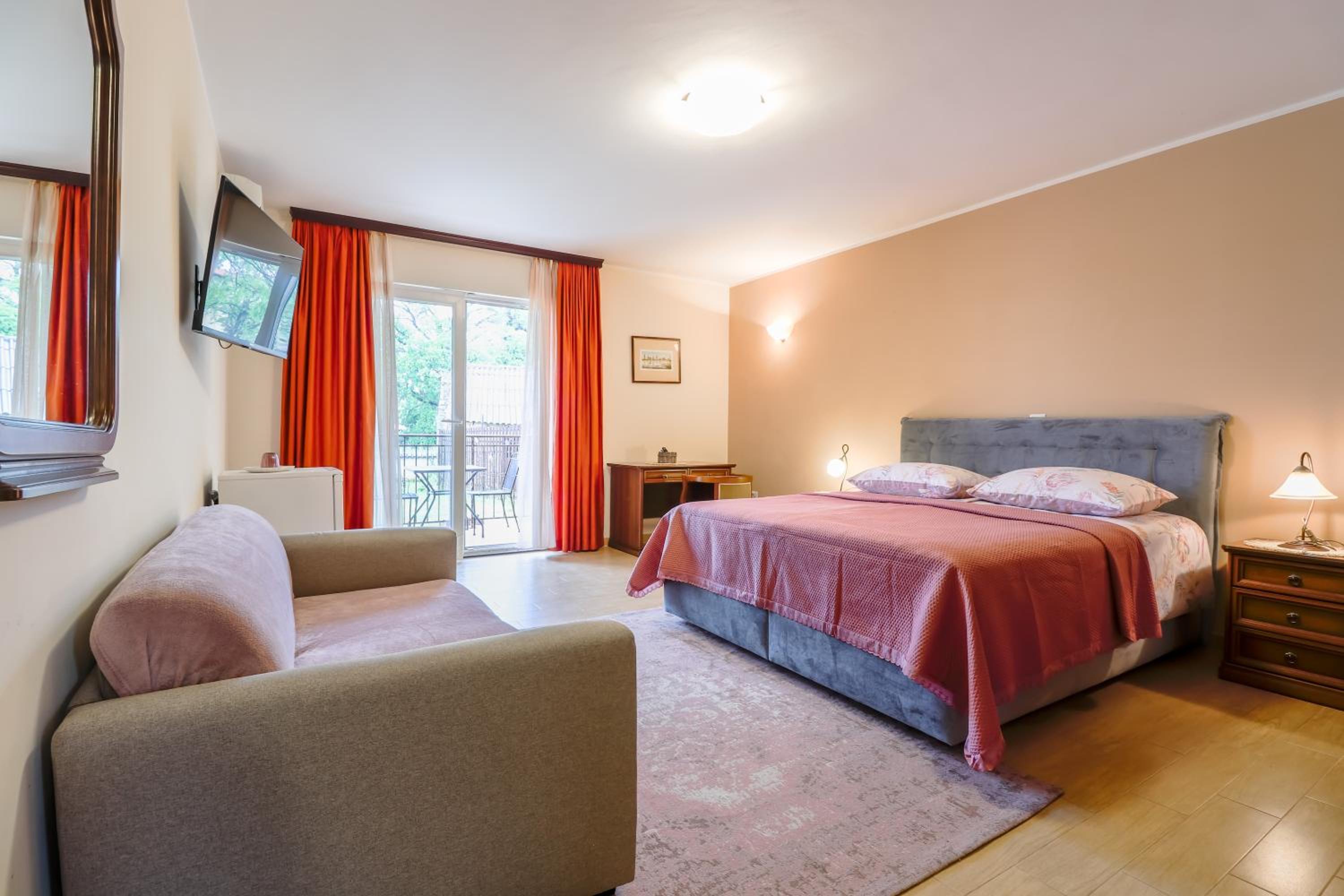 Double Room with Balcony photo 2
