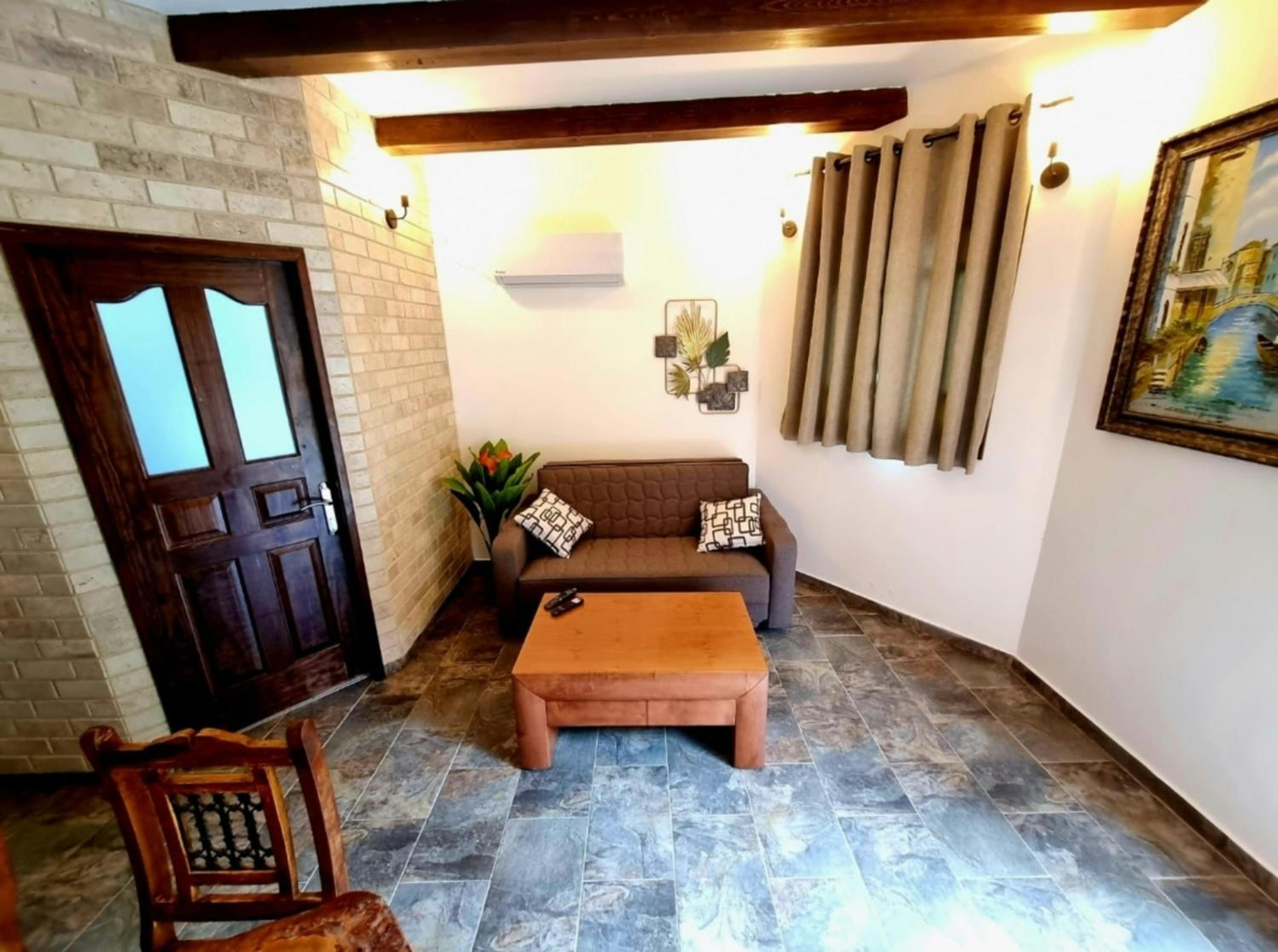 King Suite with Spa Bath photo 2