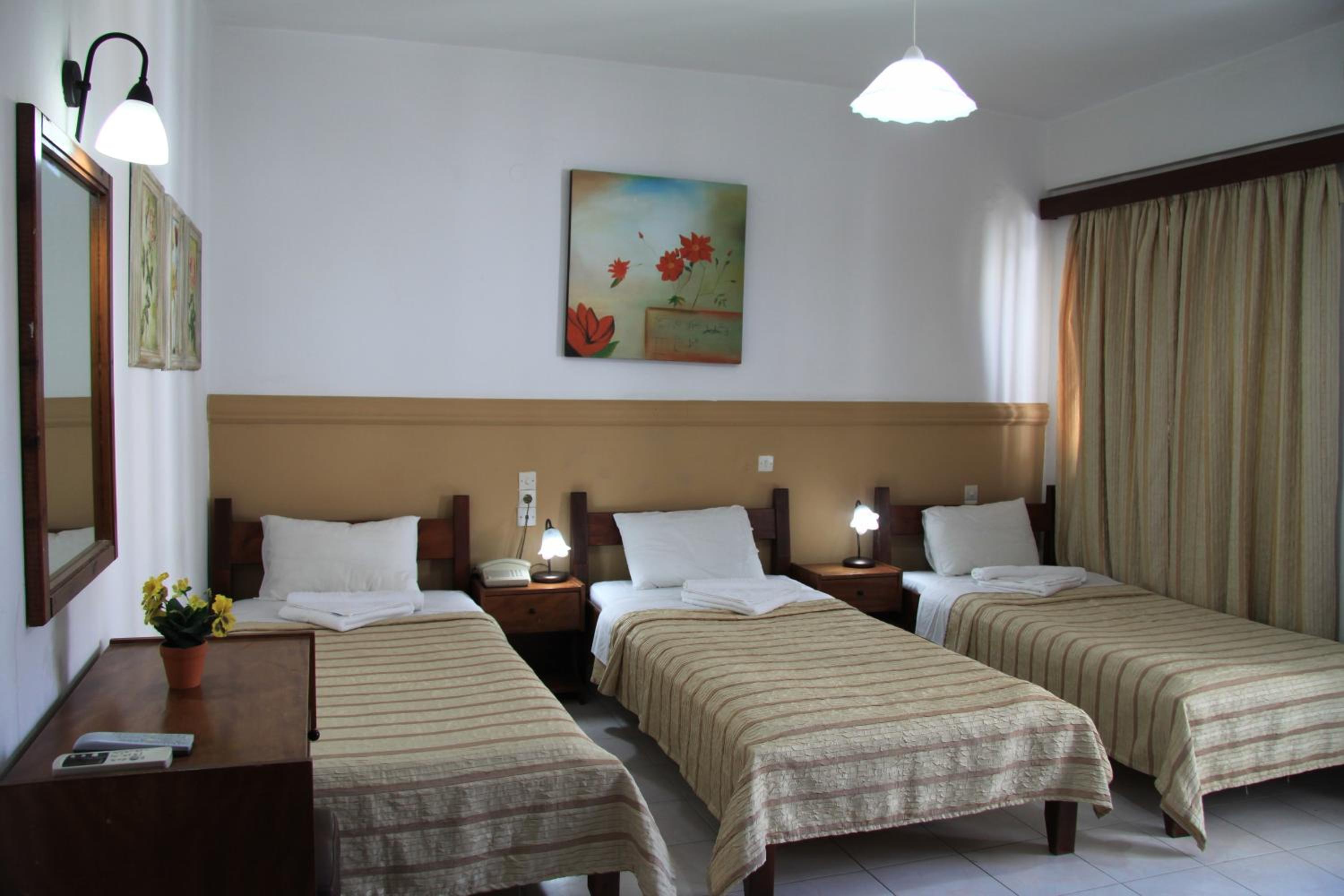Triple Room