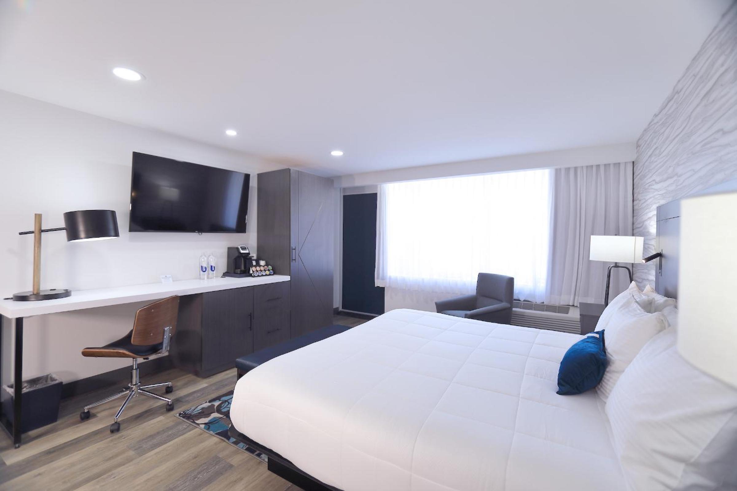 King Room with Gulf View - Non-Smoking - Photo 2