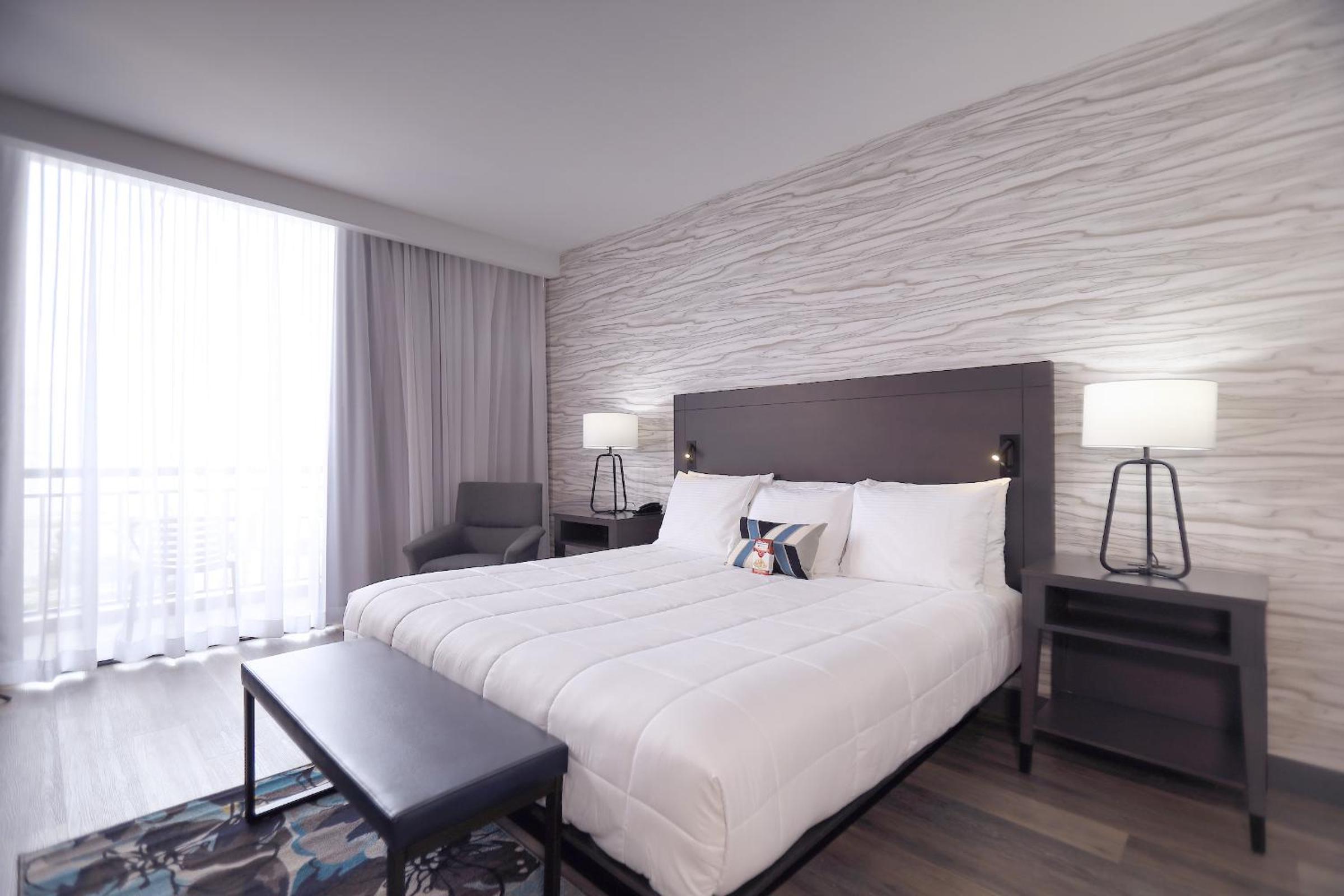 King Room with Gulf View - Non-Smoking - Photo 1