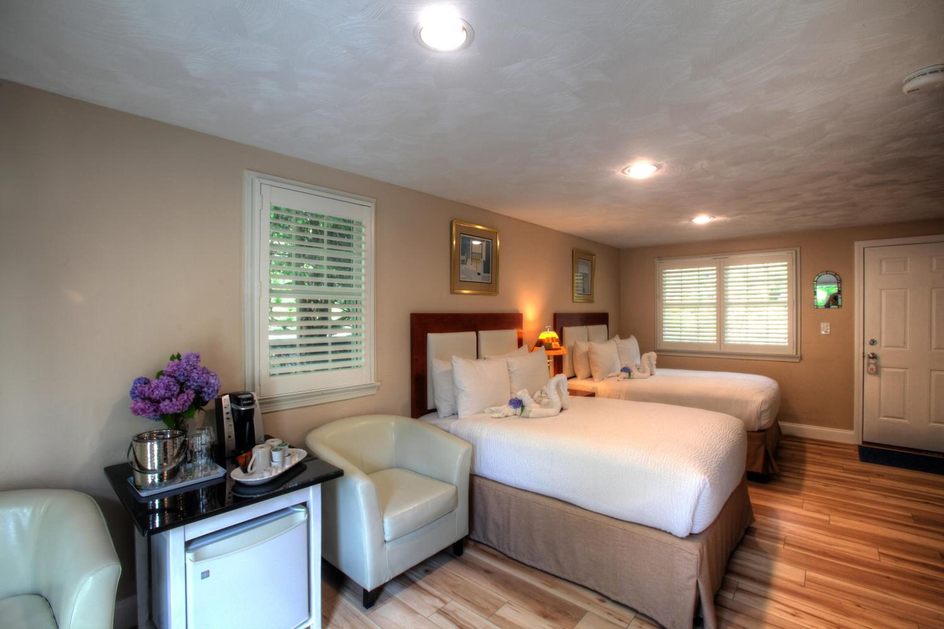 Standard Room photo 3