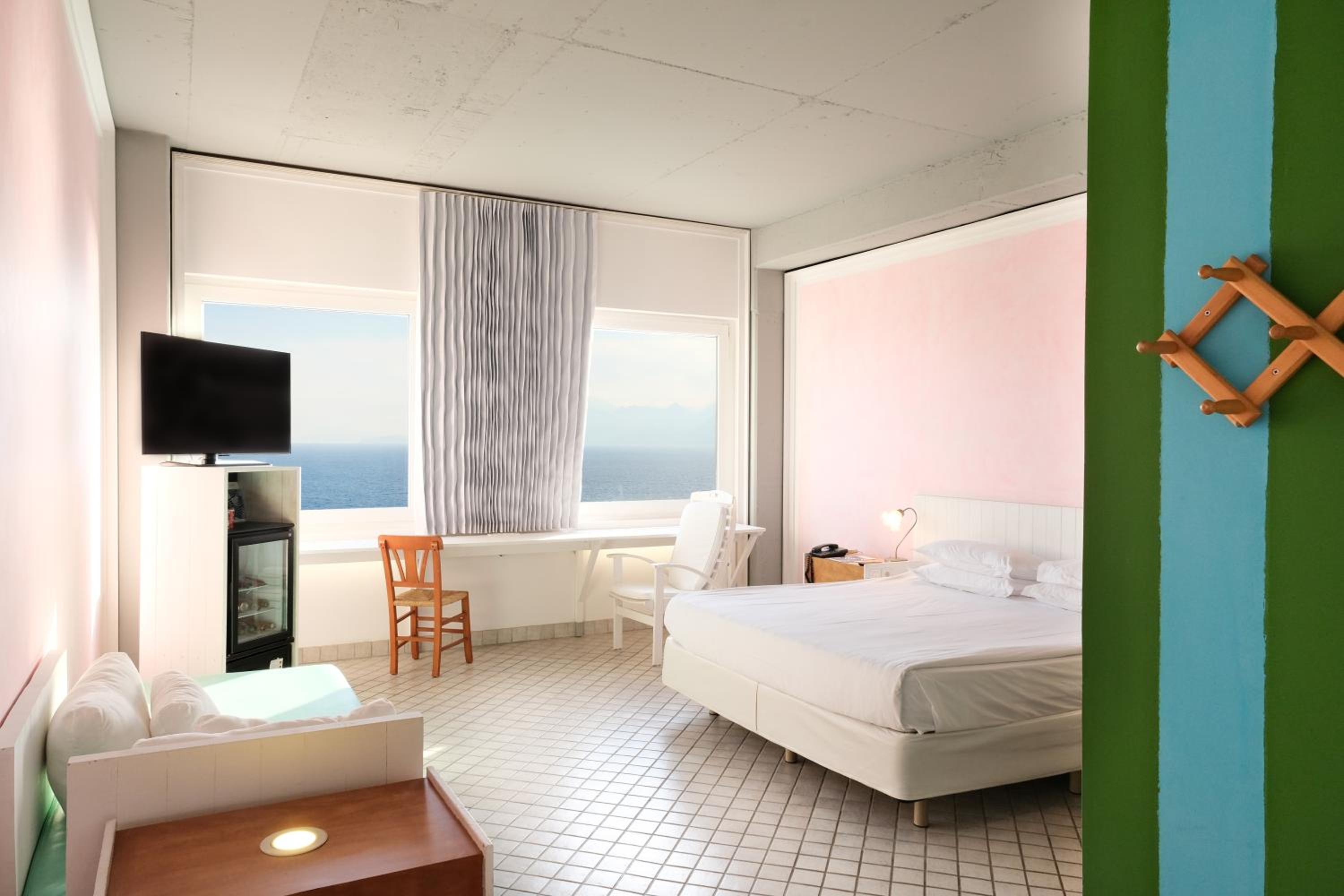 Double or Twin Room with Sea View