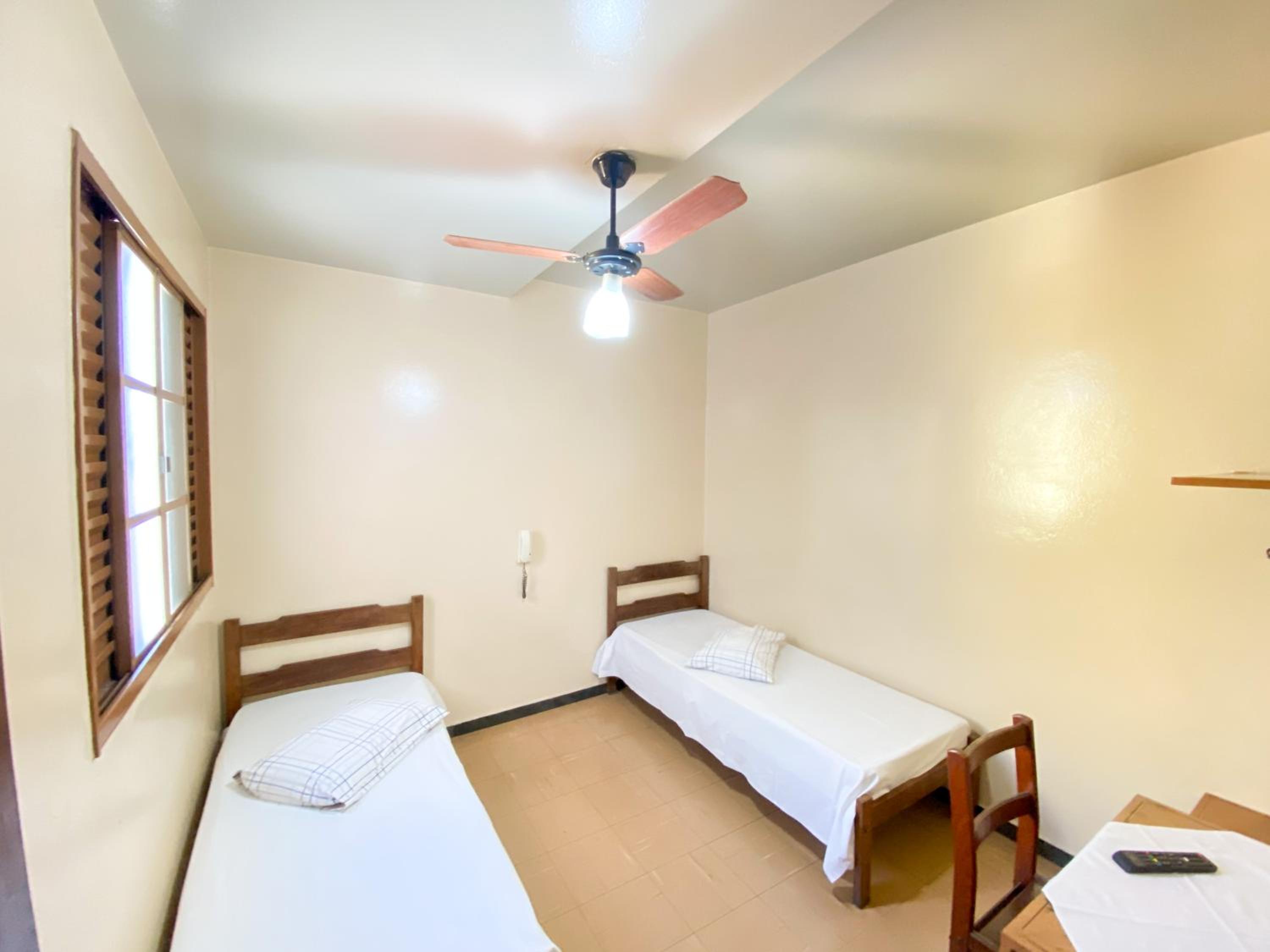 Twin Room With Shared Toilet photo 1
