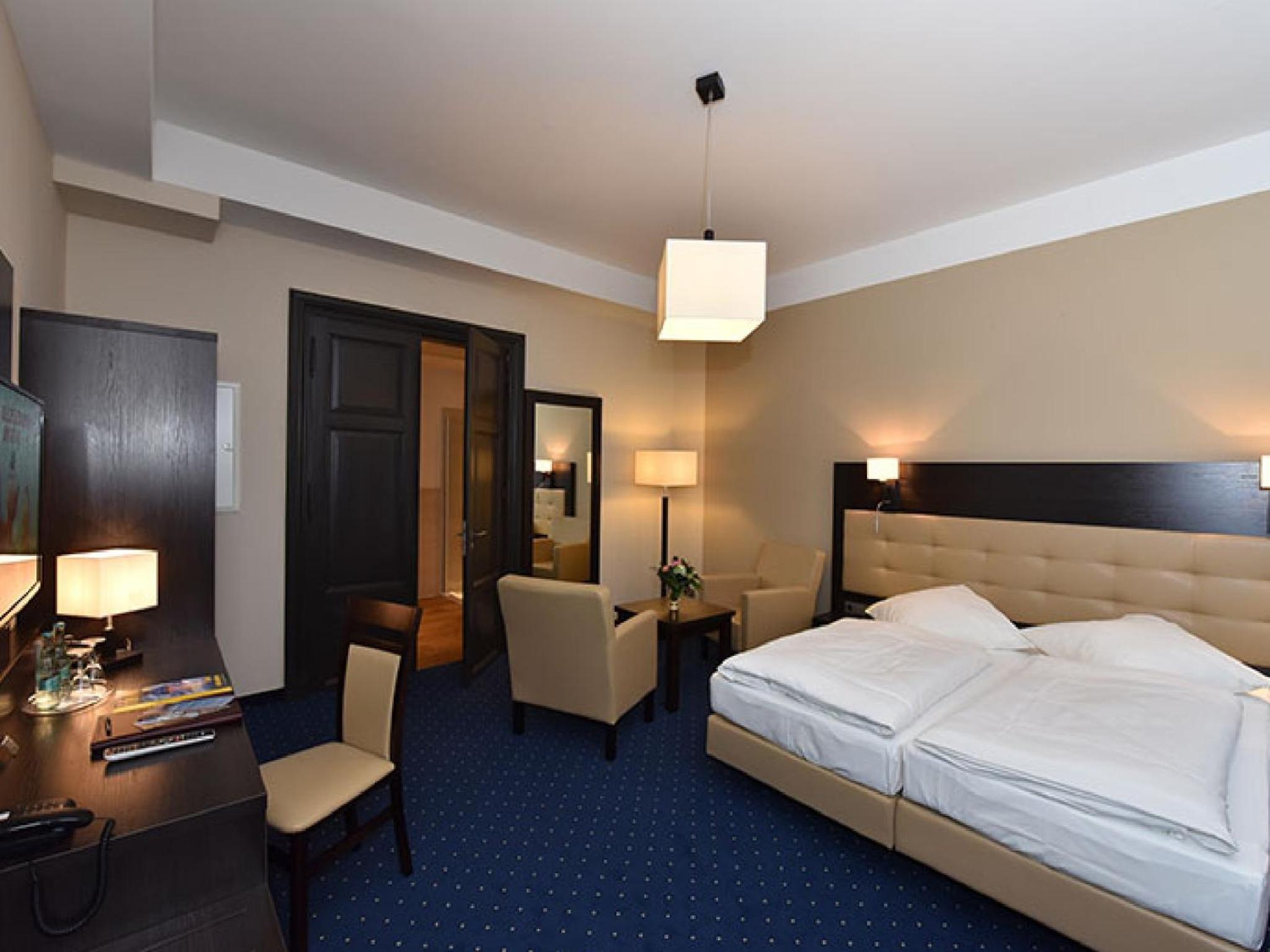 Deluxe Single Room
