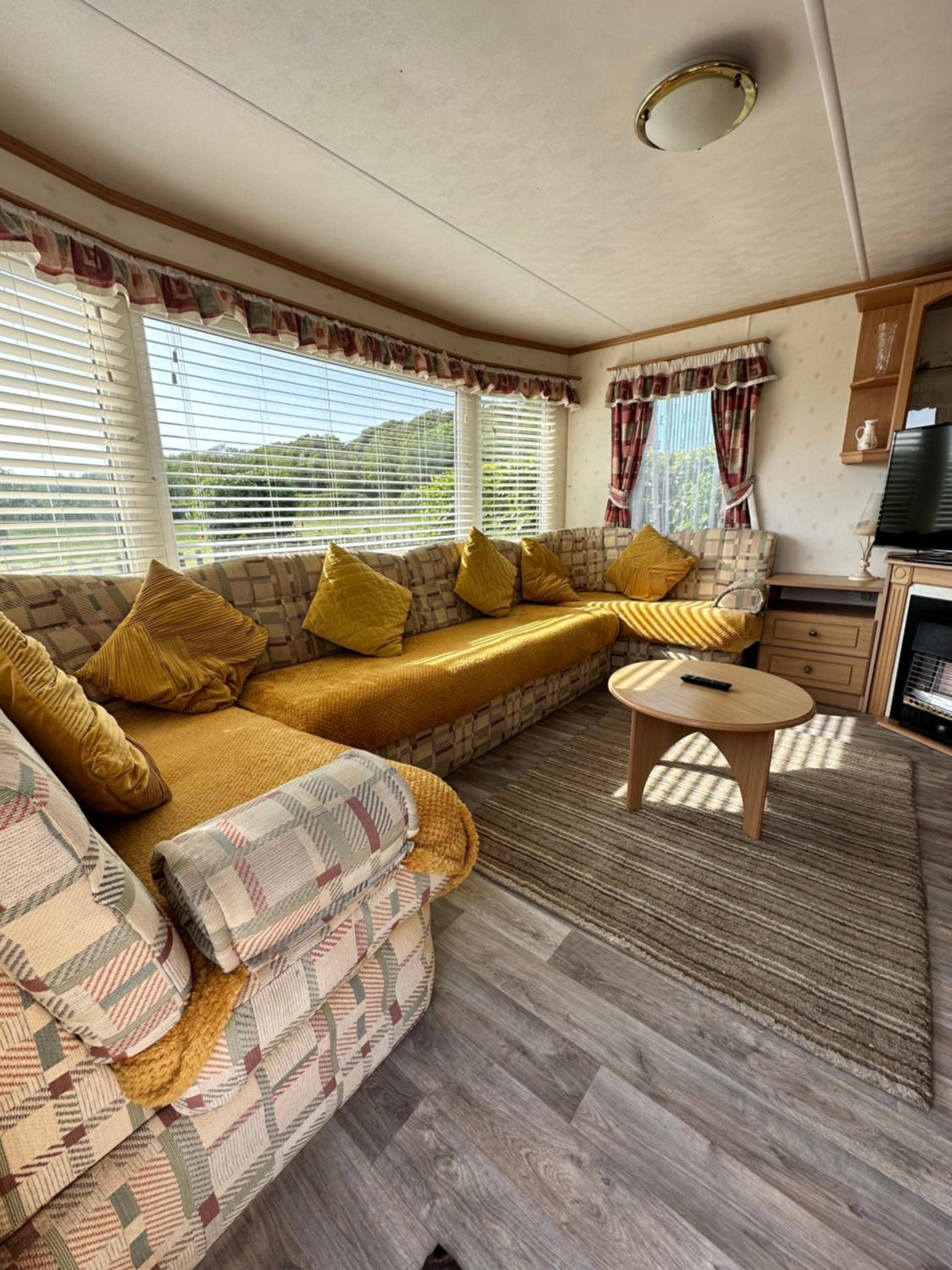 Mobile Home photo 1