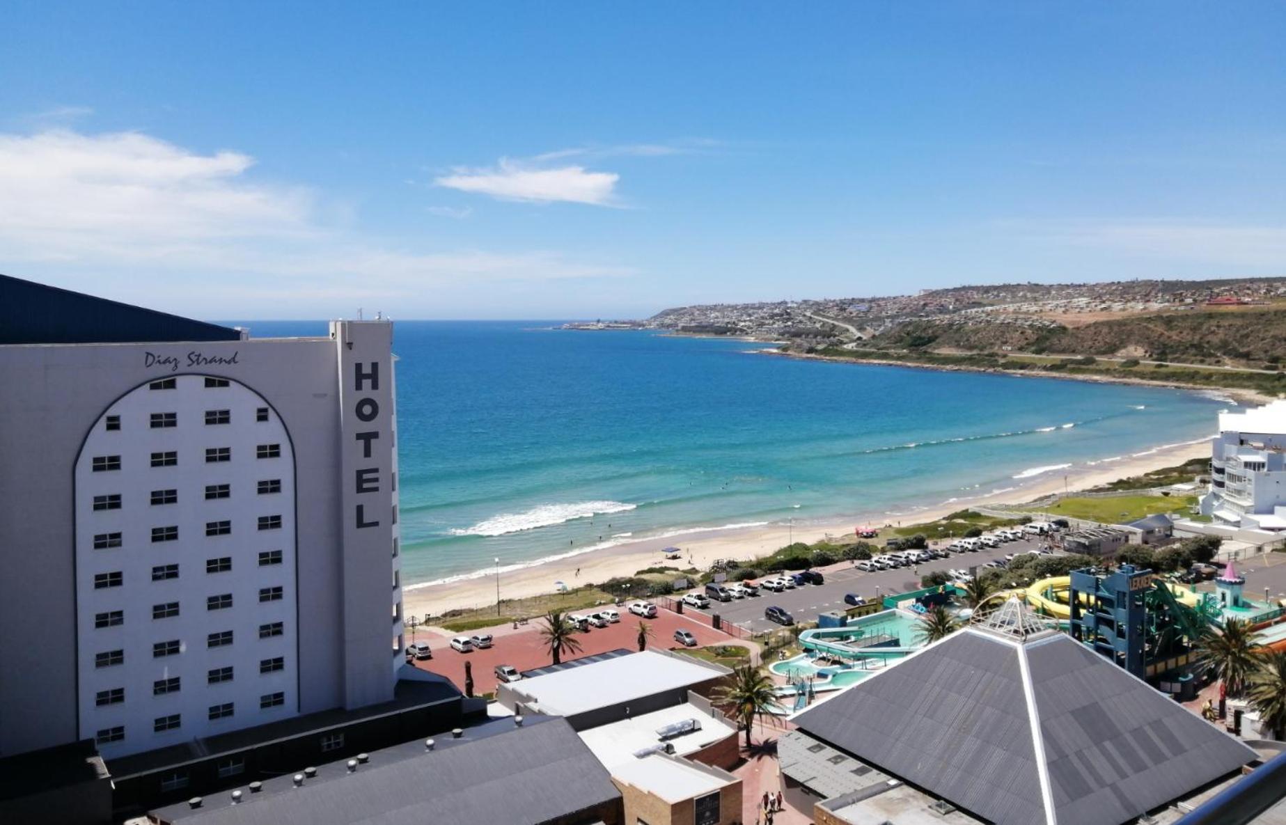 Apartment with View and Balcony photo 3