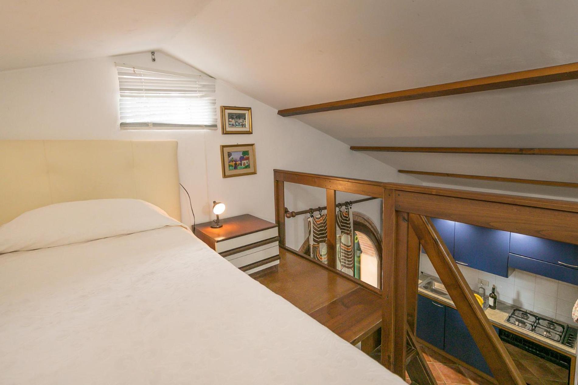One-Bedroom House photo 1