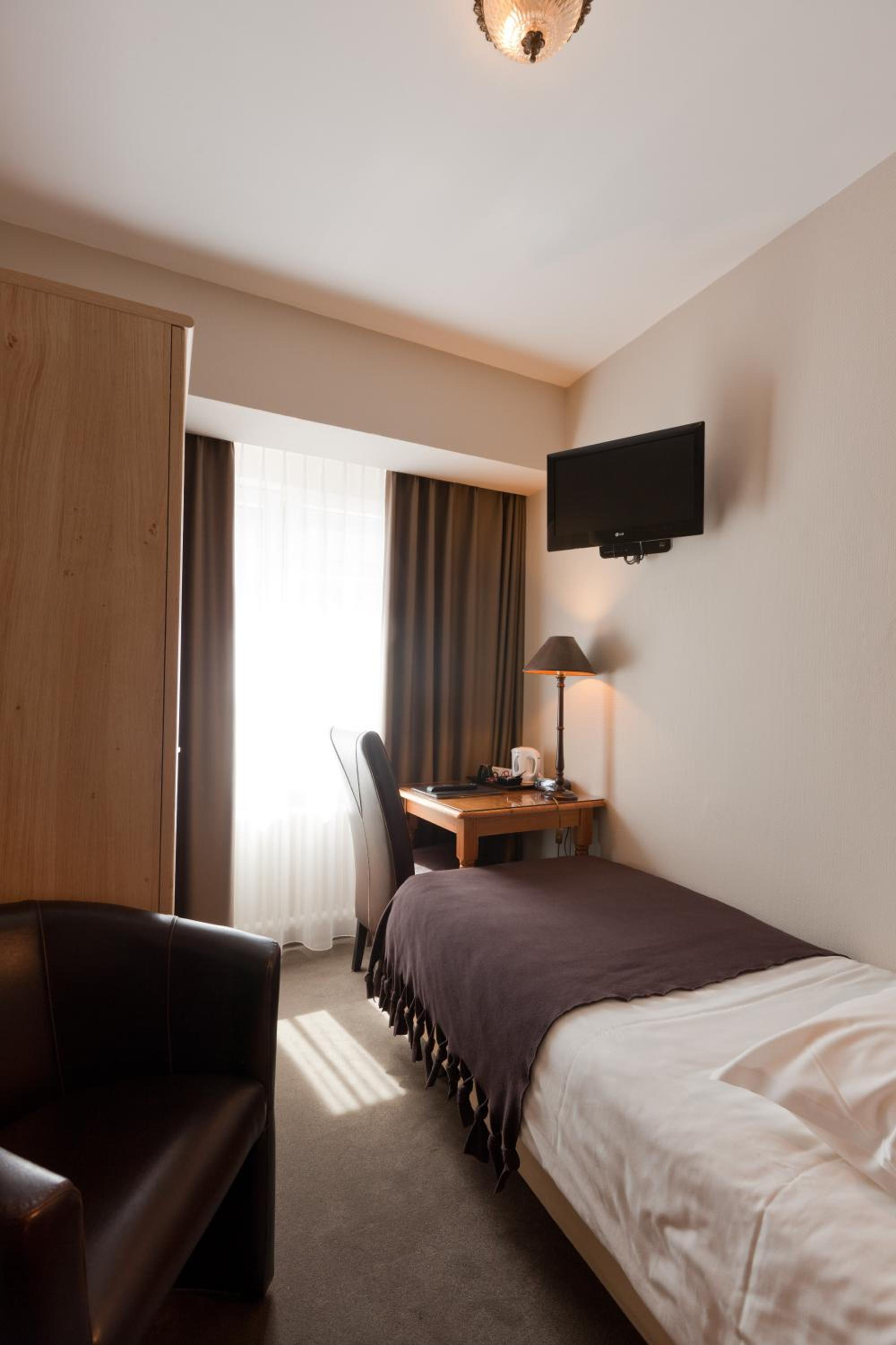 Standard Single Room photo 2