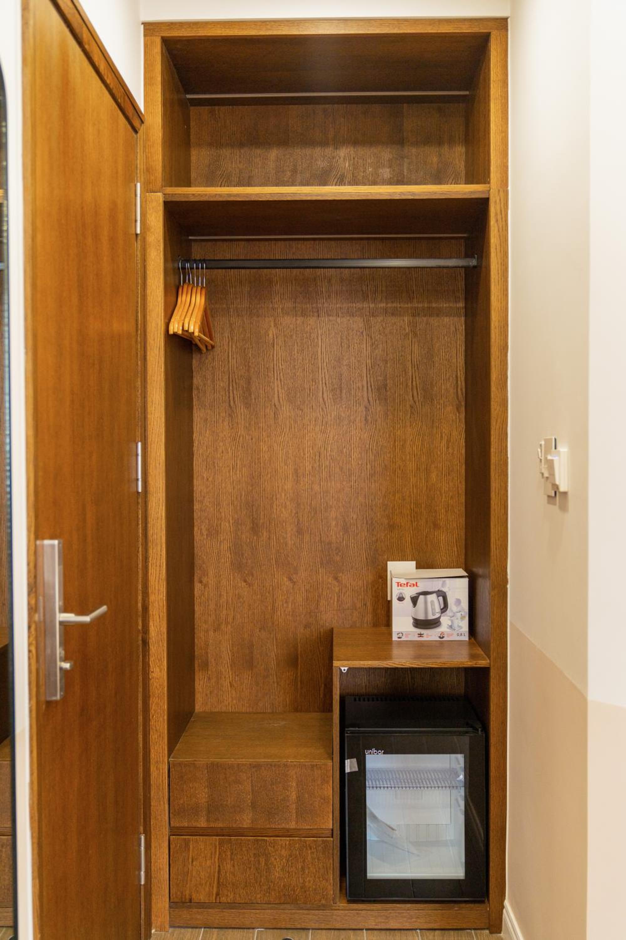 Family Suite with Balcony photo 2