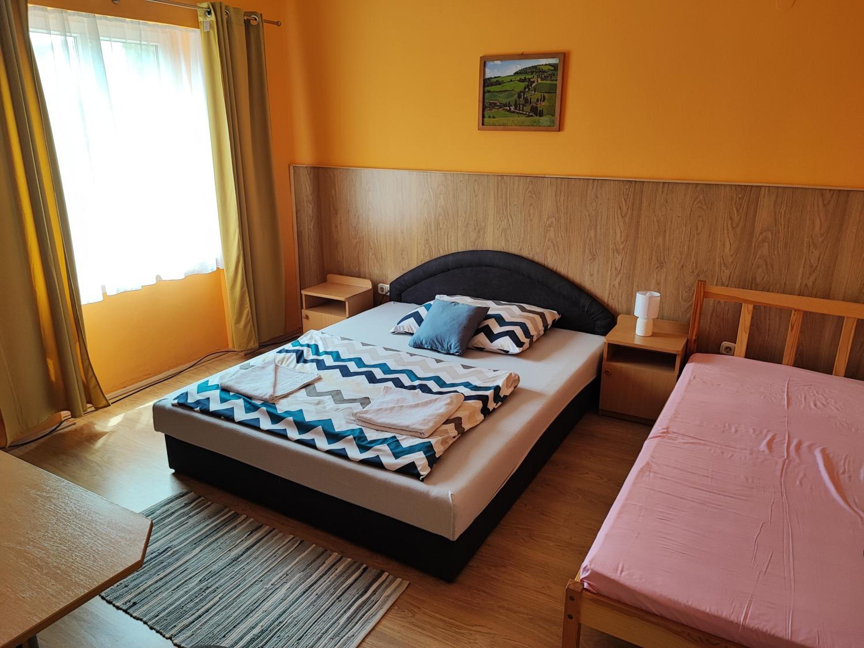 Triple Room with Private Bathroom - Photo 1