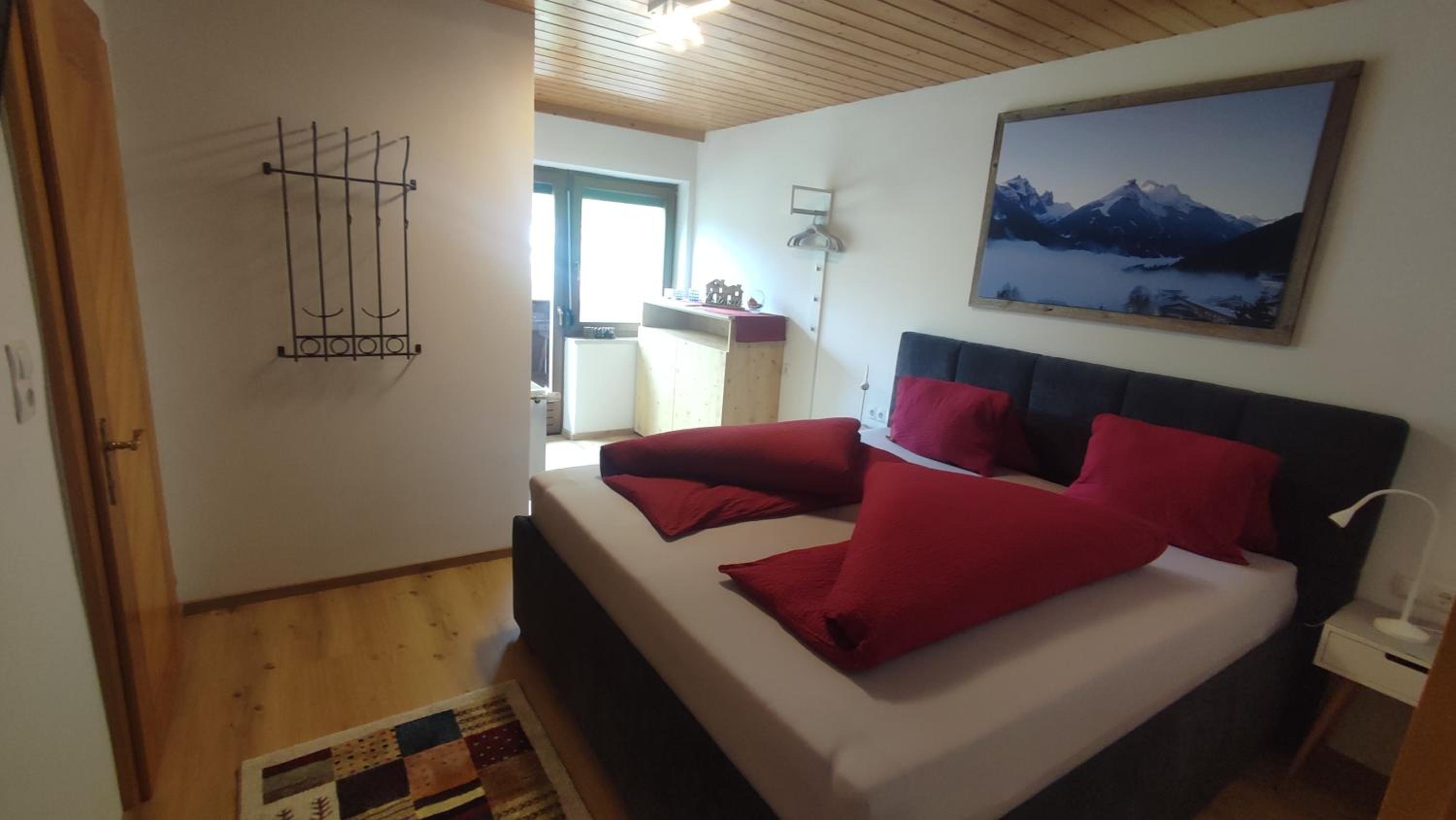 Apartment with Balcony photo 1