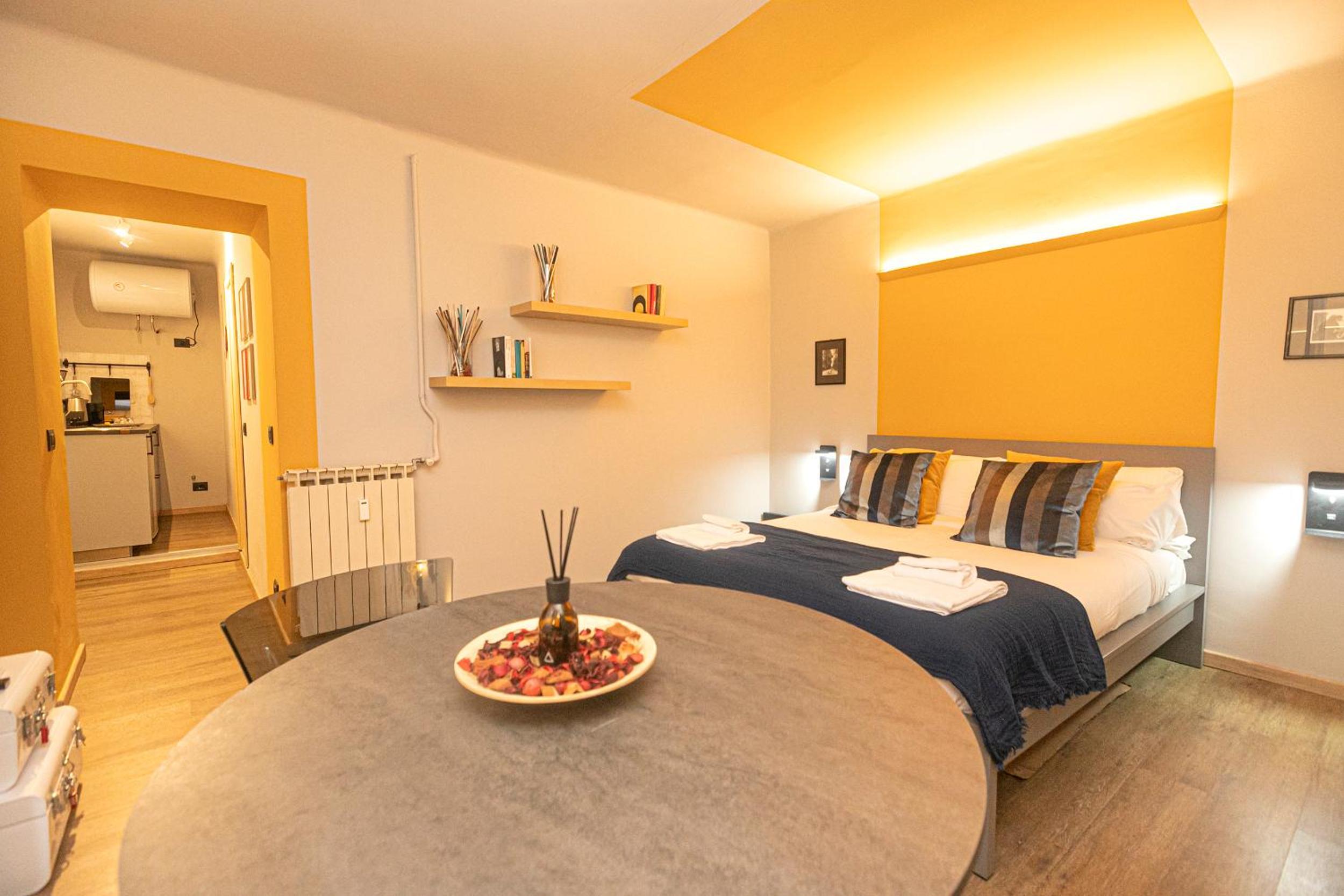 One-Bedroom Apartment