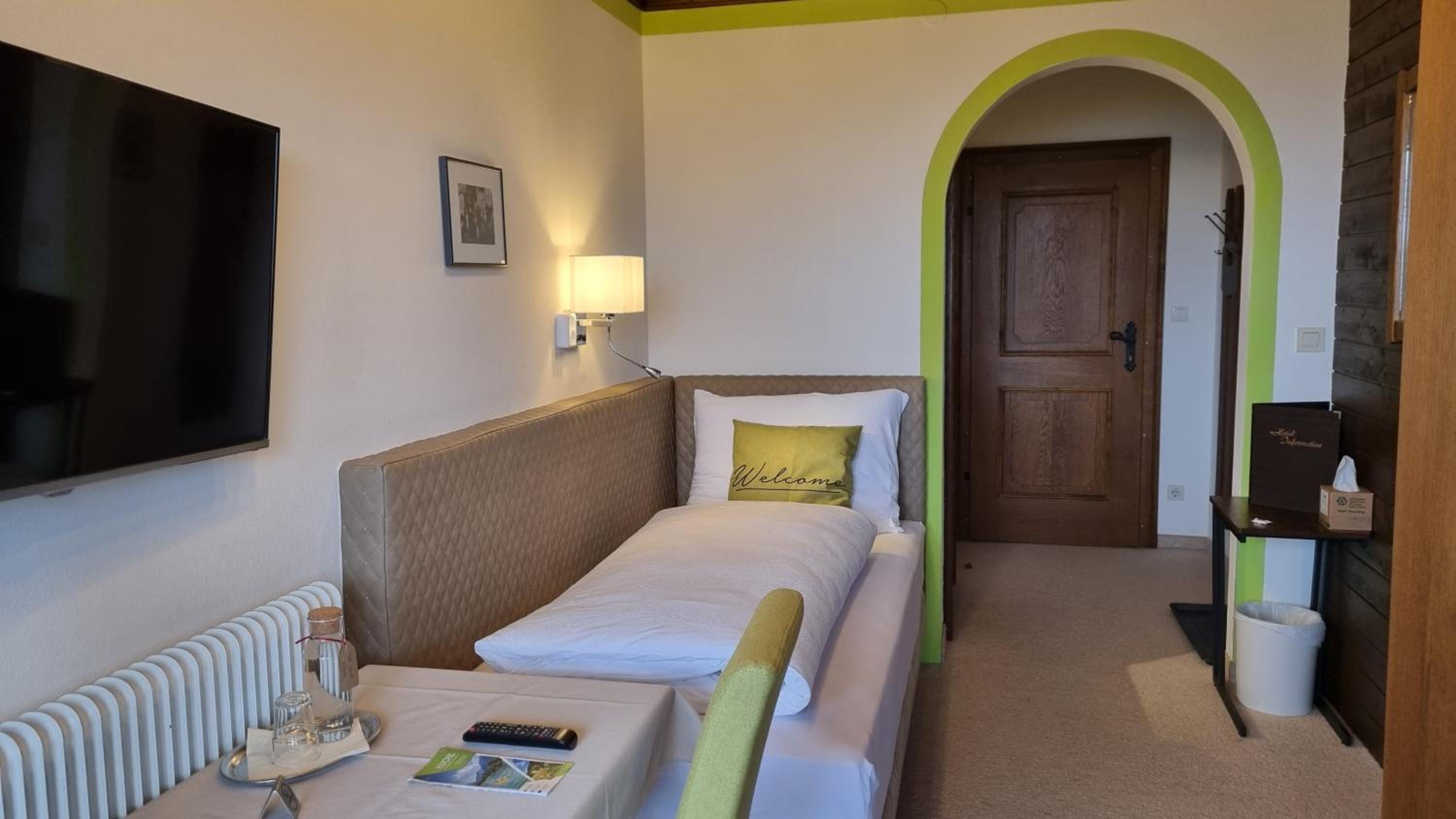 Single Room with Balcony photo 1