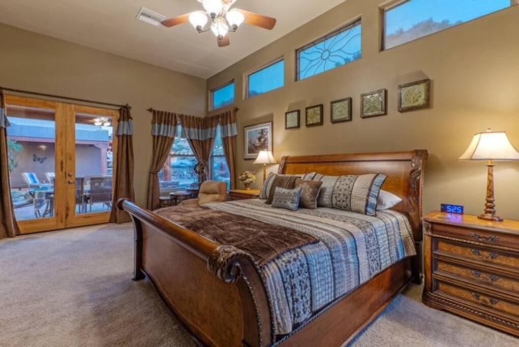 Four-Bedroom House photo 1