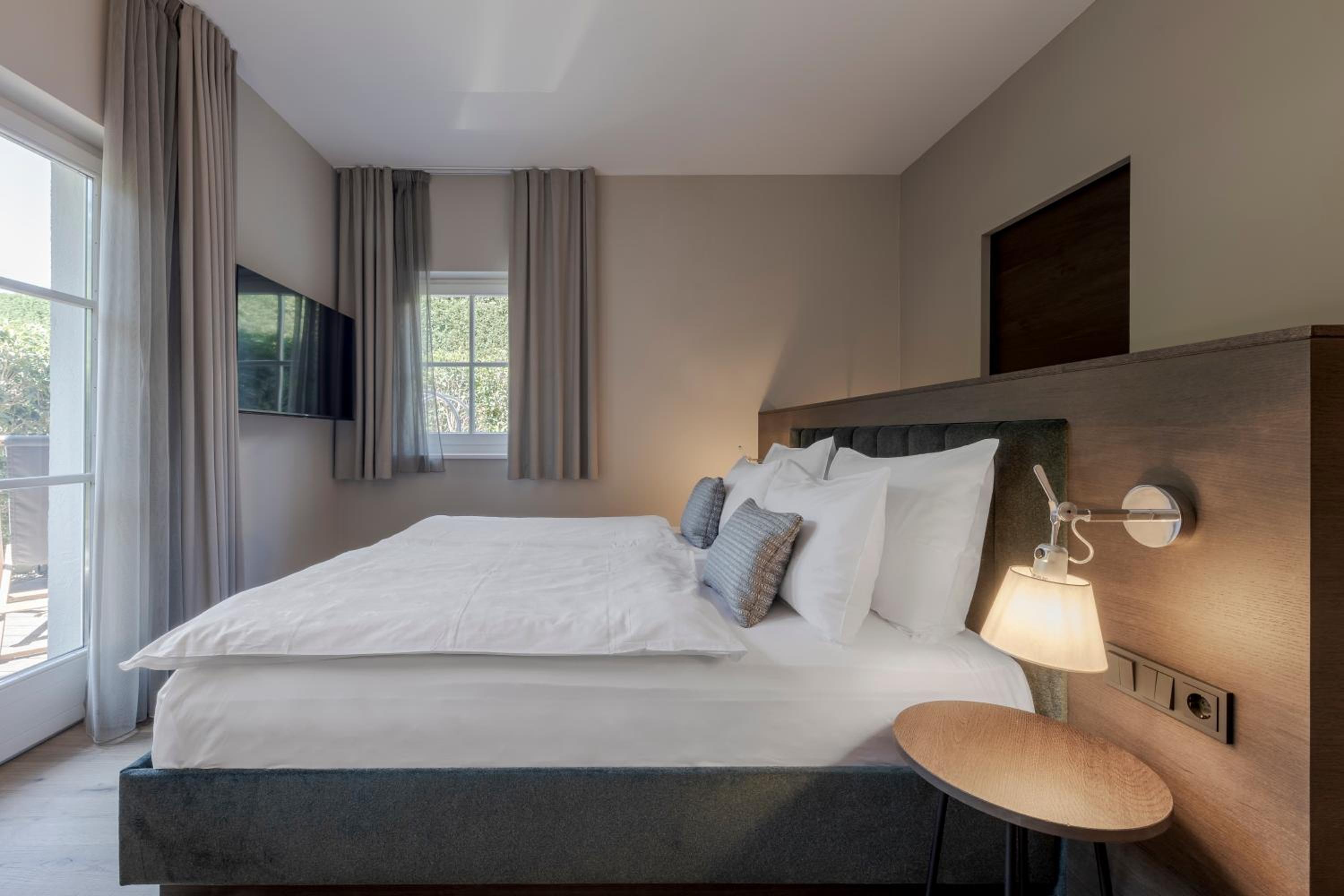 King Room with Spa Bath photo 1