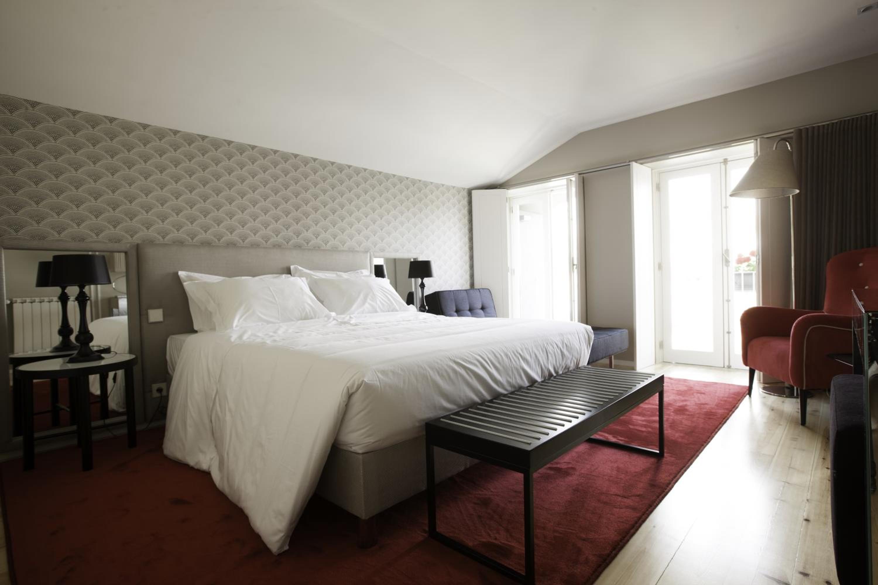 Double Room with Balcony - Photo 7
