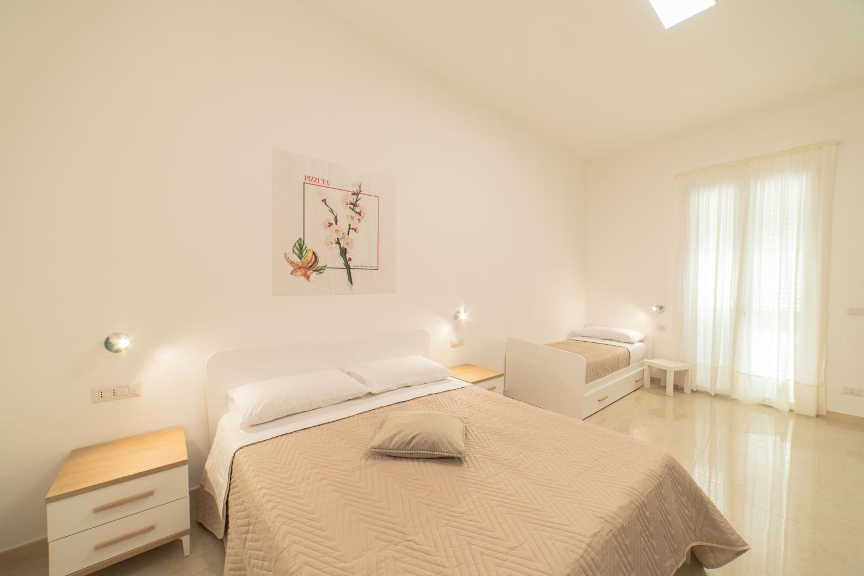 Quadruple Room with Balcony photo 1