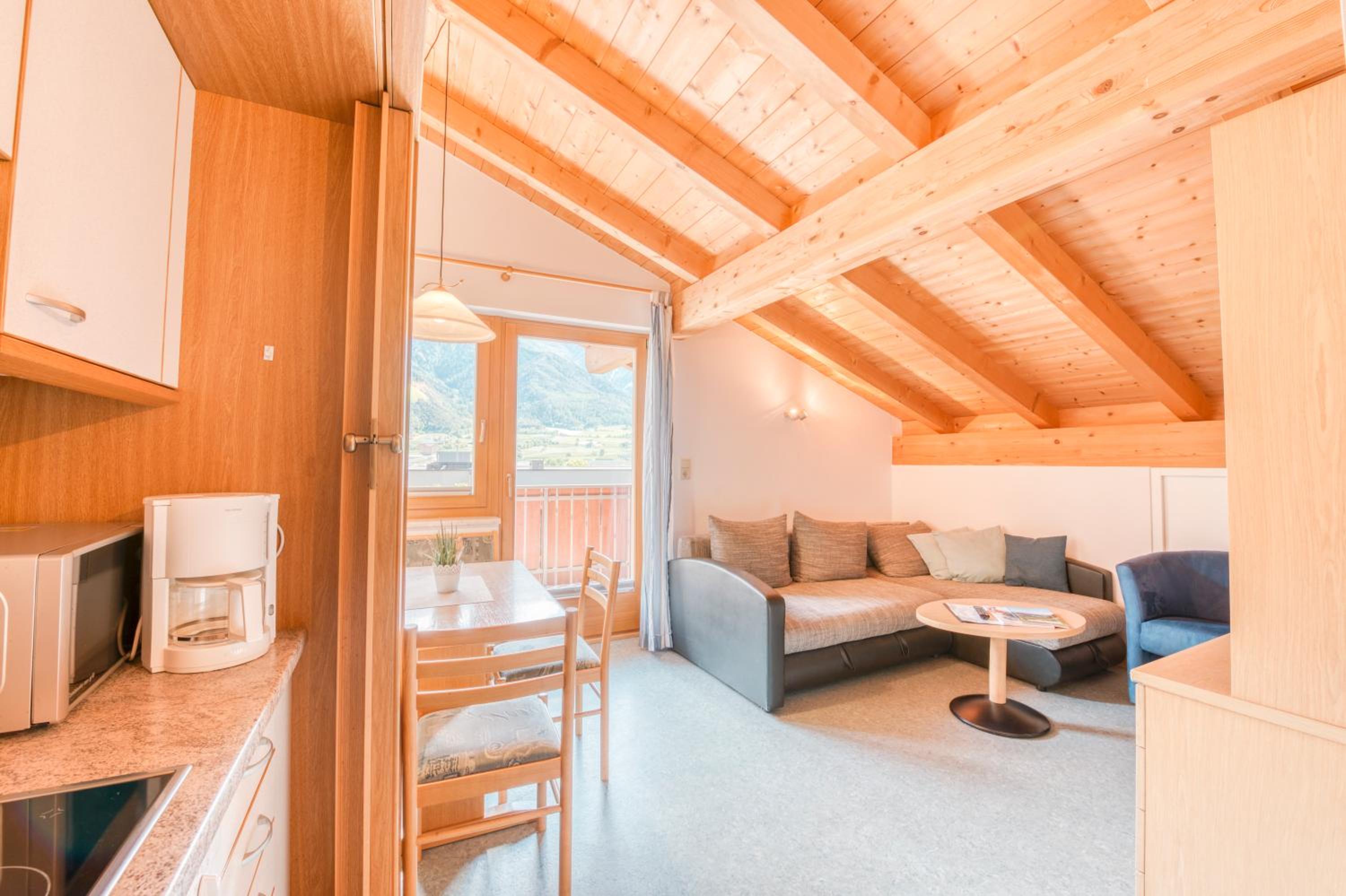 Apartment with Mountain View photo 1