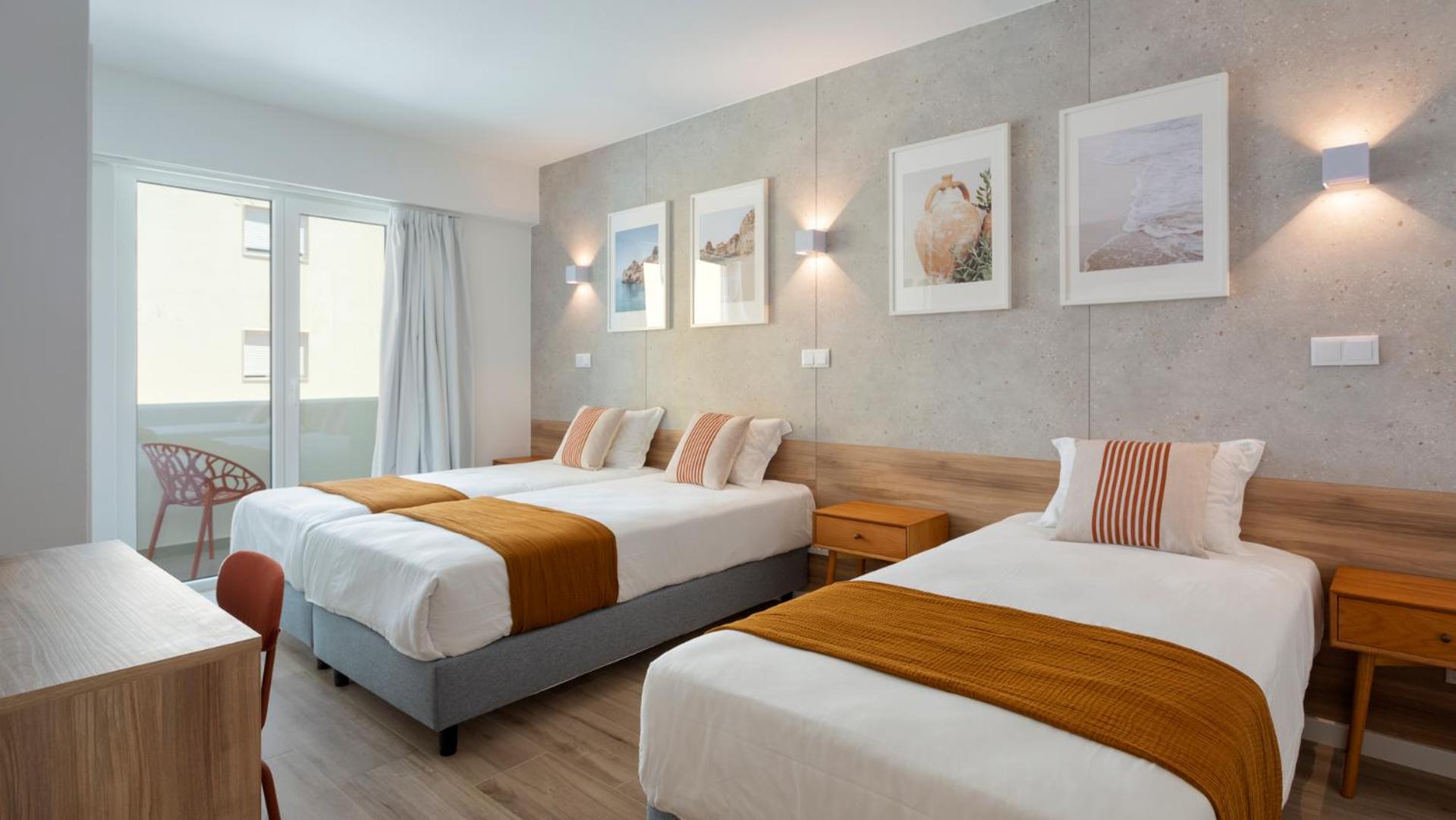 Triple Room - Photo 1