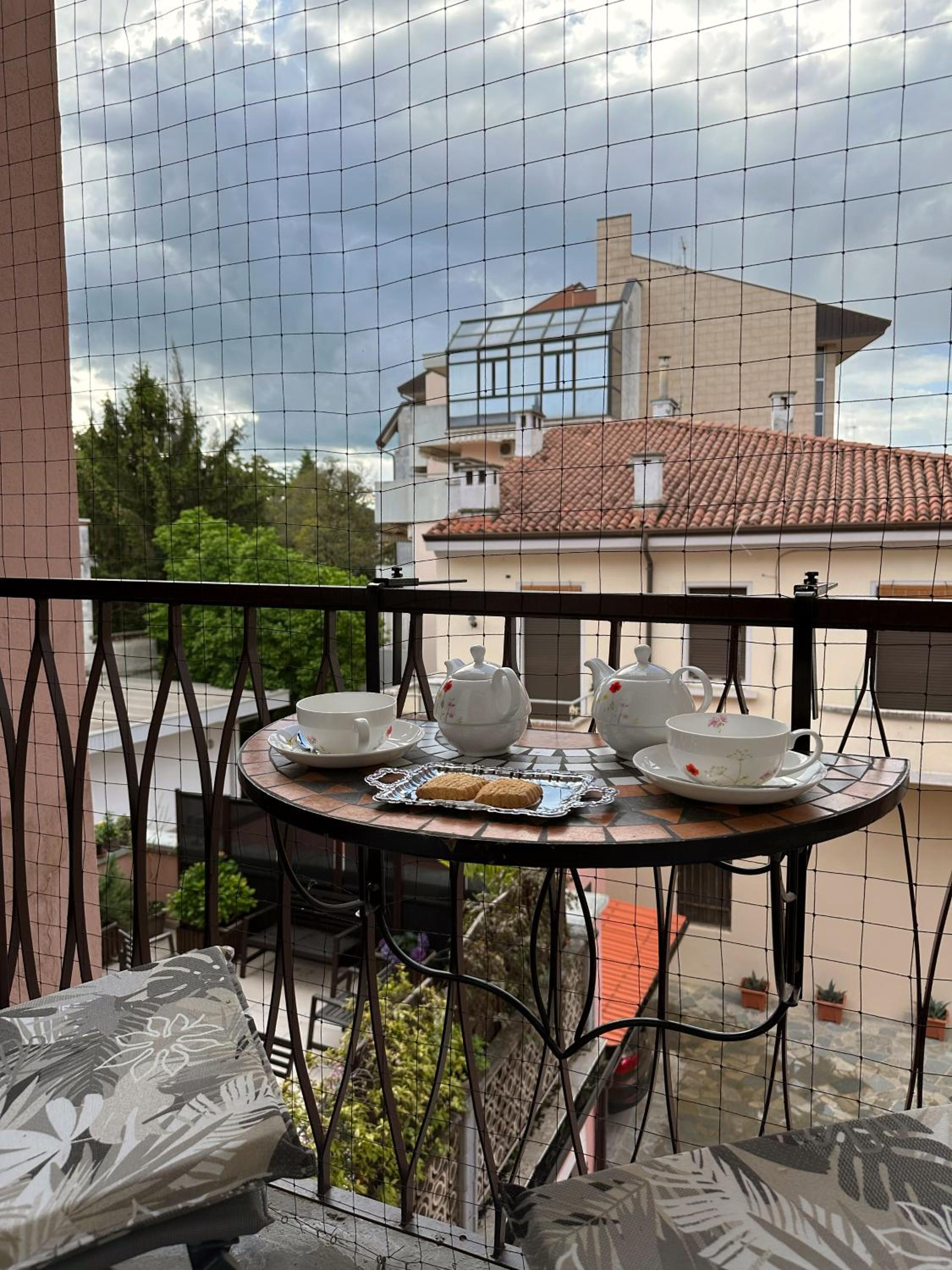 Deluxe Double Room with Balcony photo 3