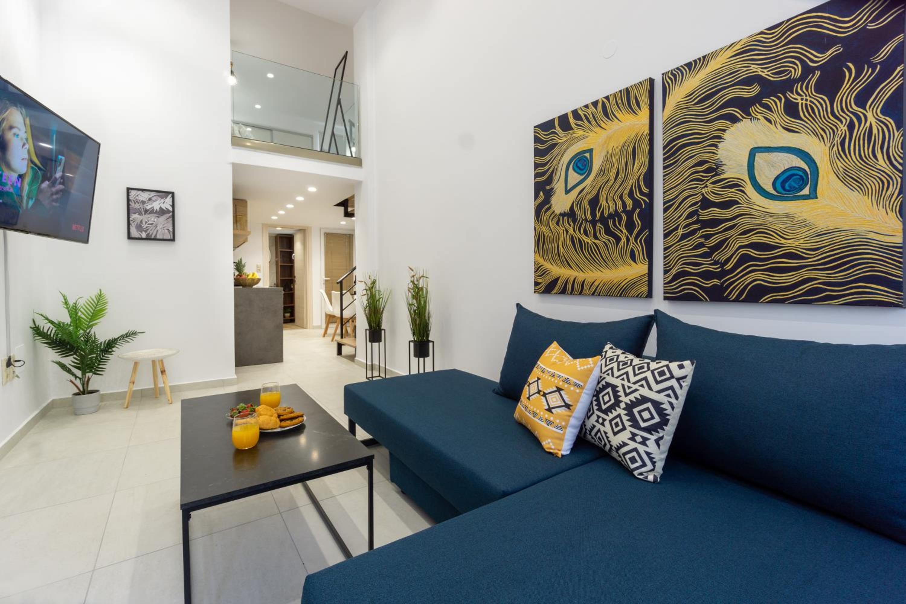 One-Bedroom Apartment photo 1