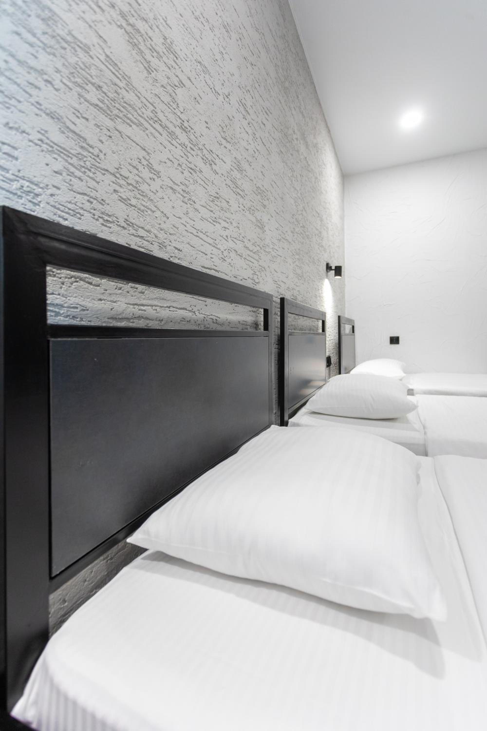 Triple Room with Balcony photo 3
