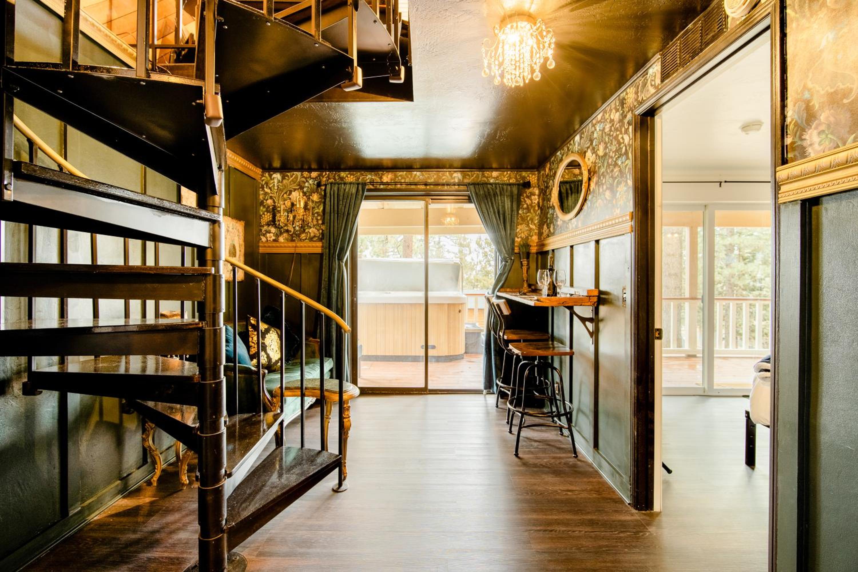 Three-Bedroom House - Photo 16