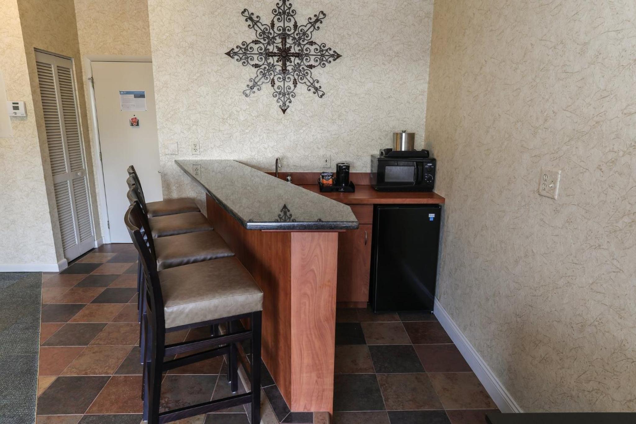 King Suite - Photo 4