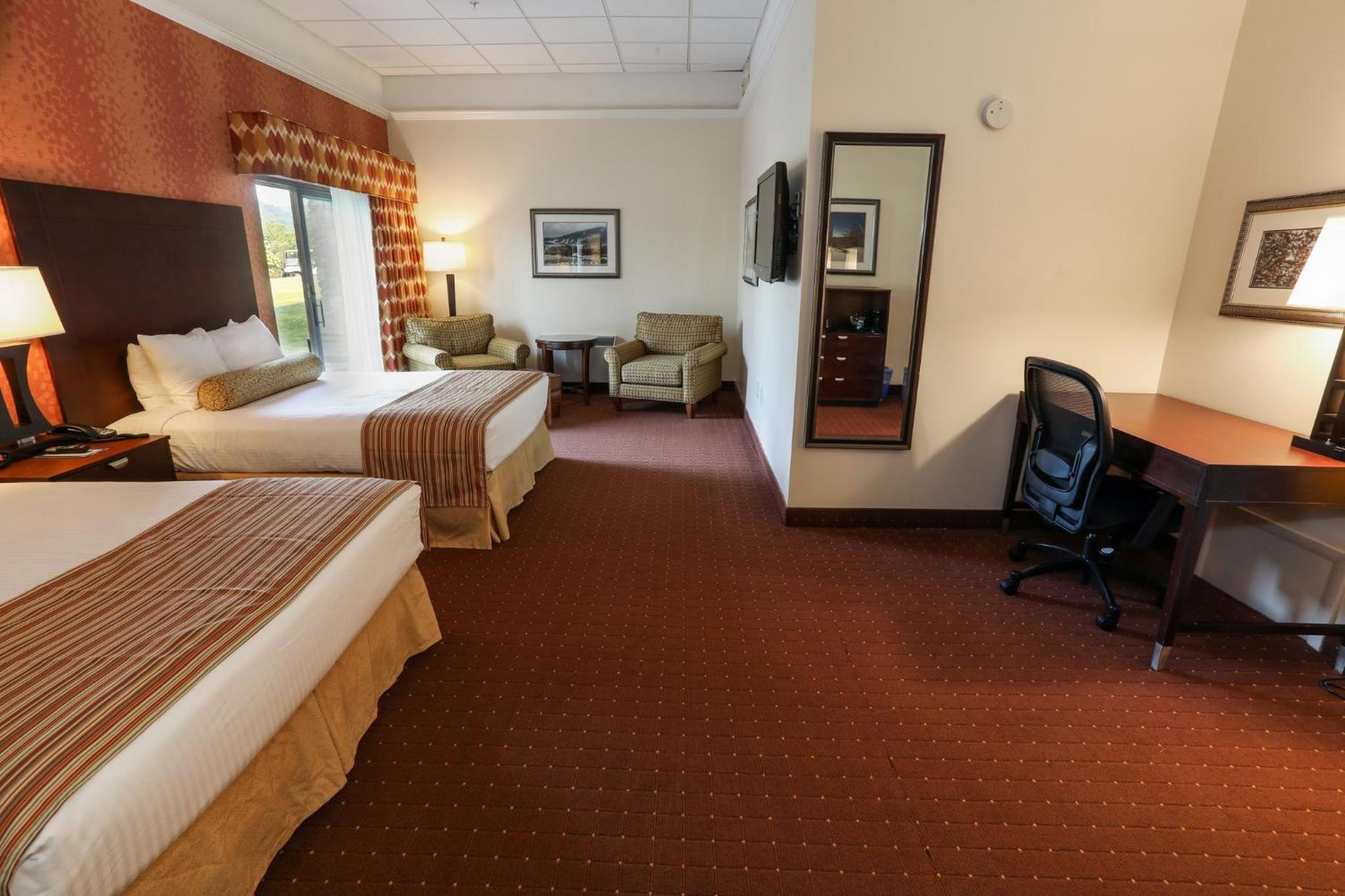 Deluxe Queen Room - Photo 5