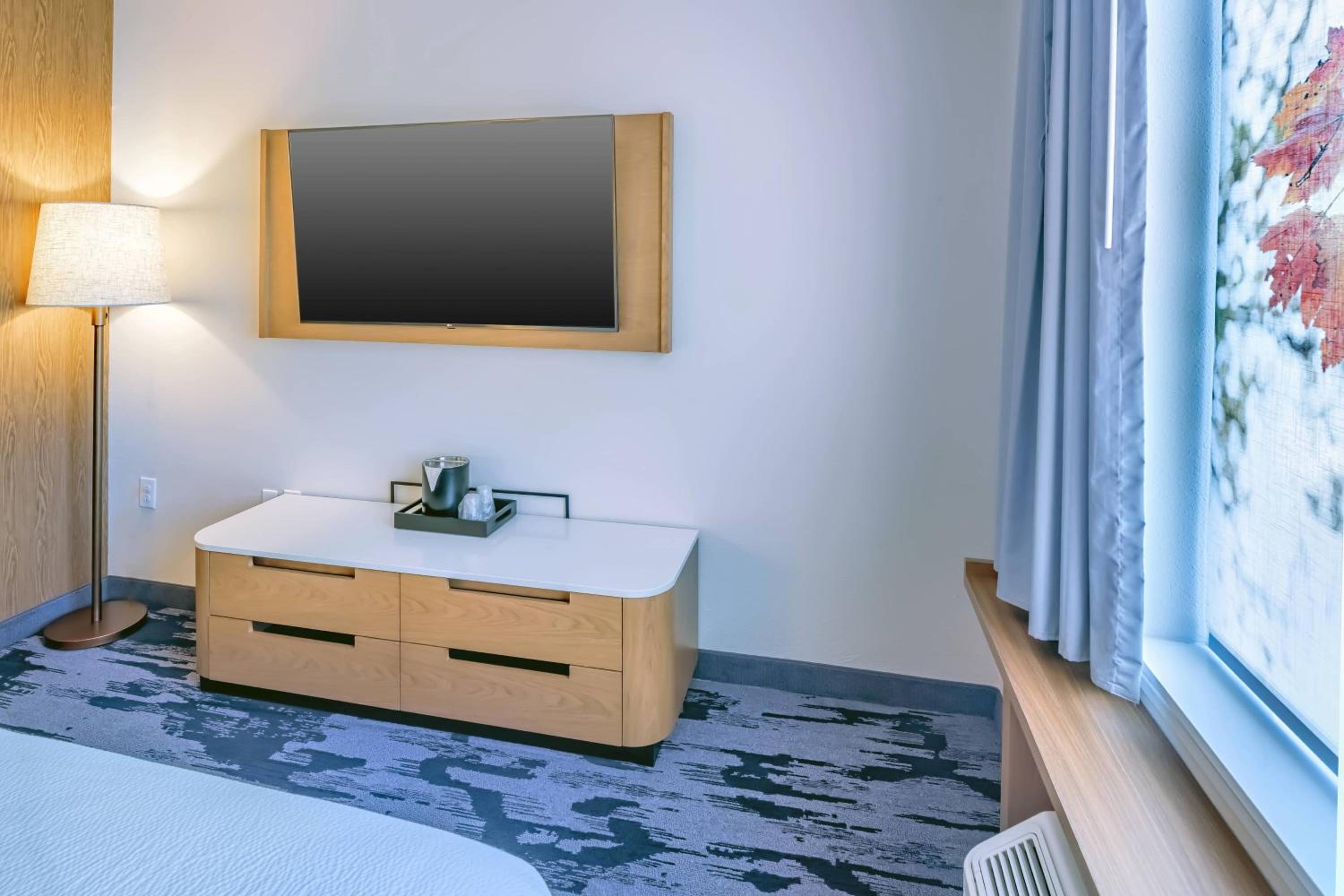Suite, 2 Queen, Sofa bed