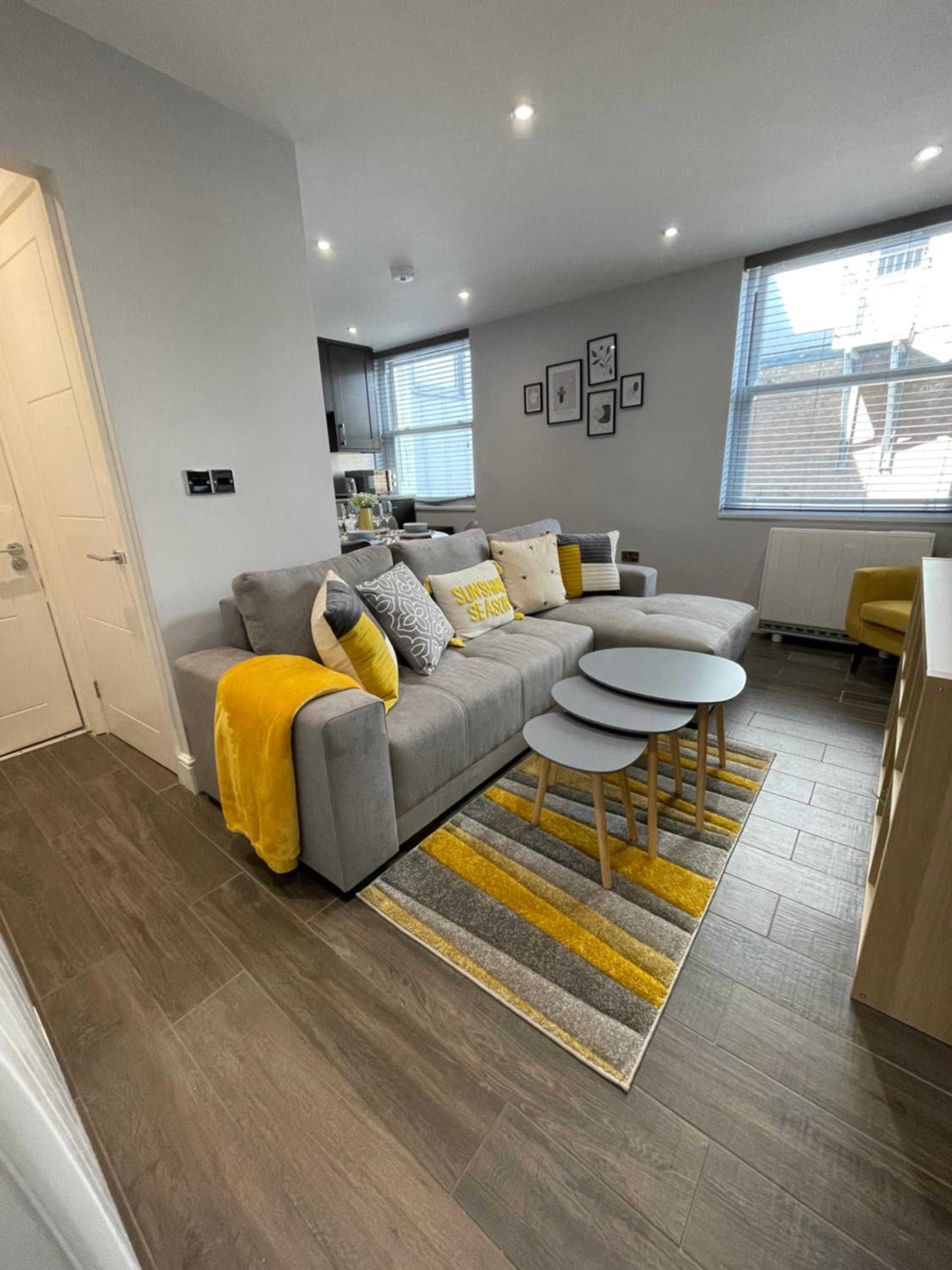 One-Bedroom Apartment