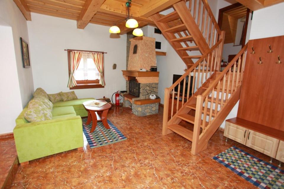 Four-Bedroom House photo 1