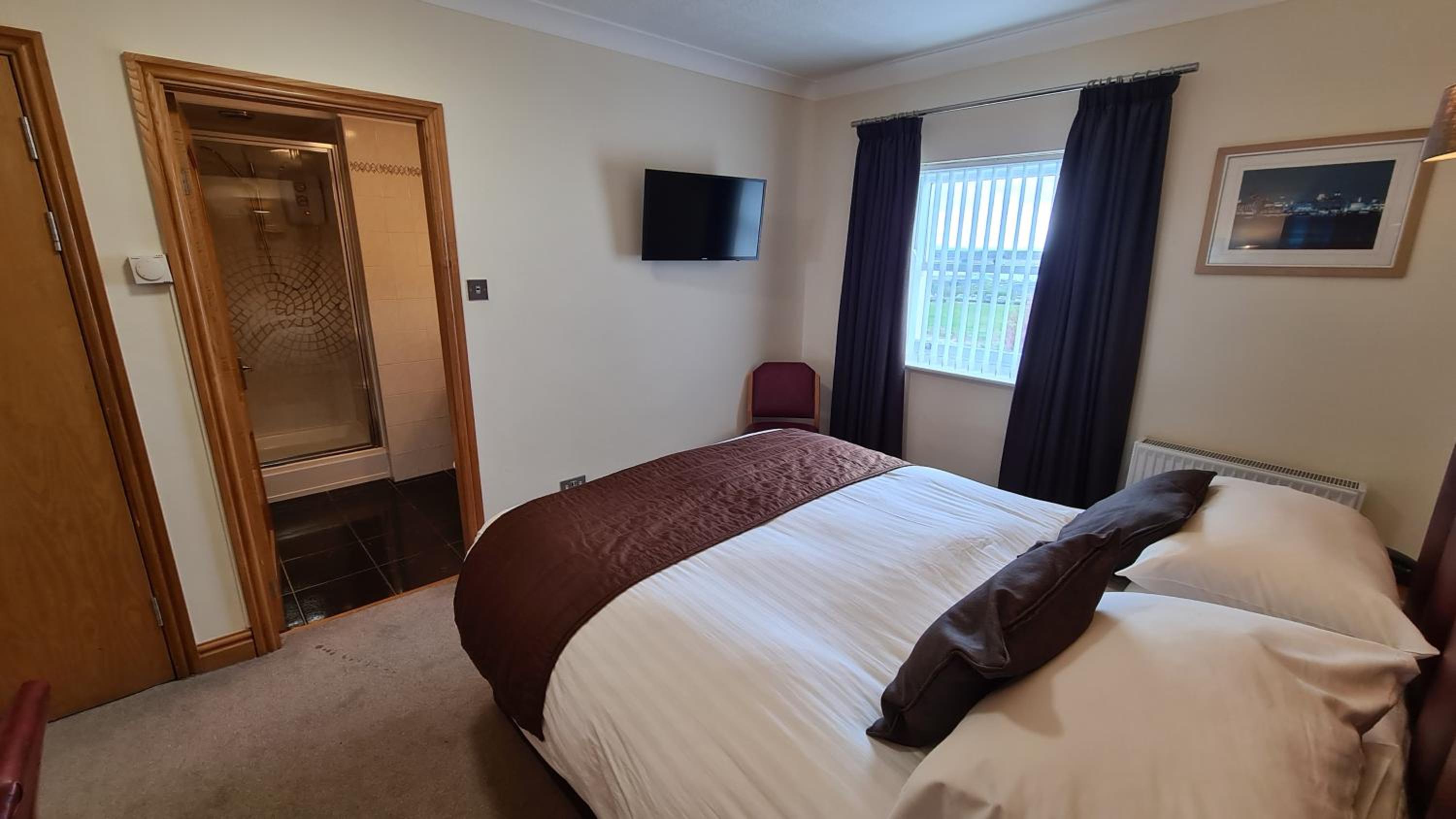 Standard Double Room - Photo 3