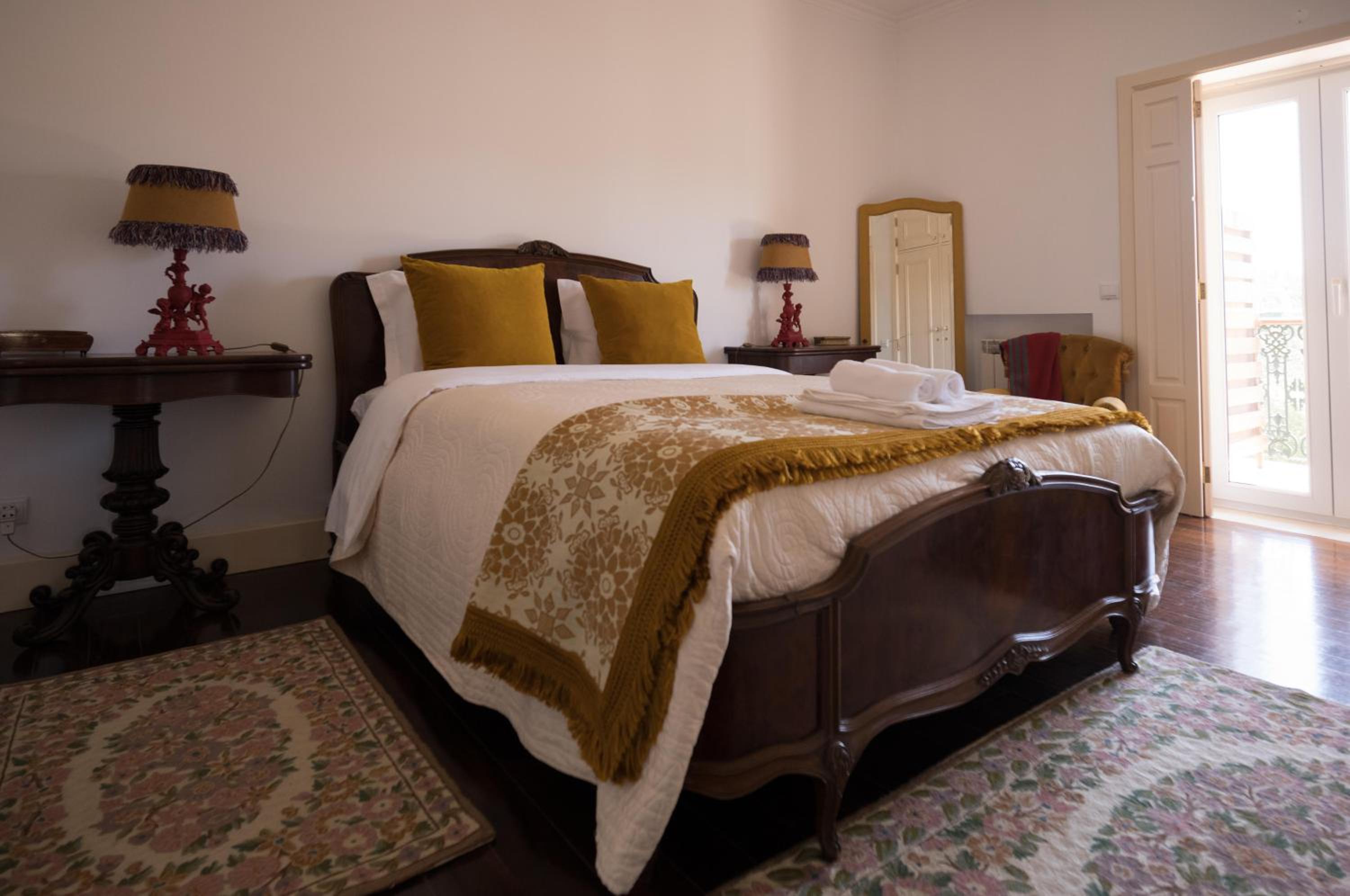 Deluxe Double Room with Balcony - Photo 1