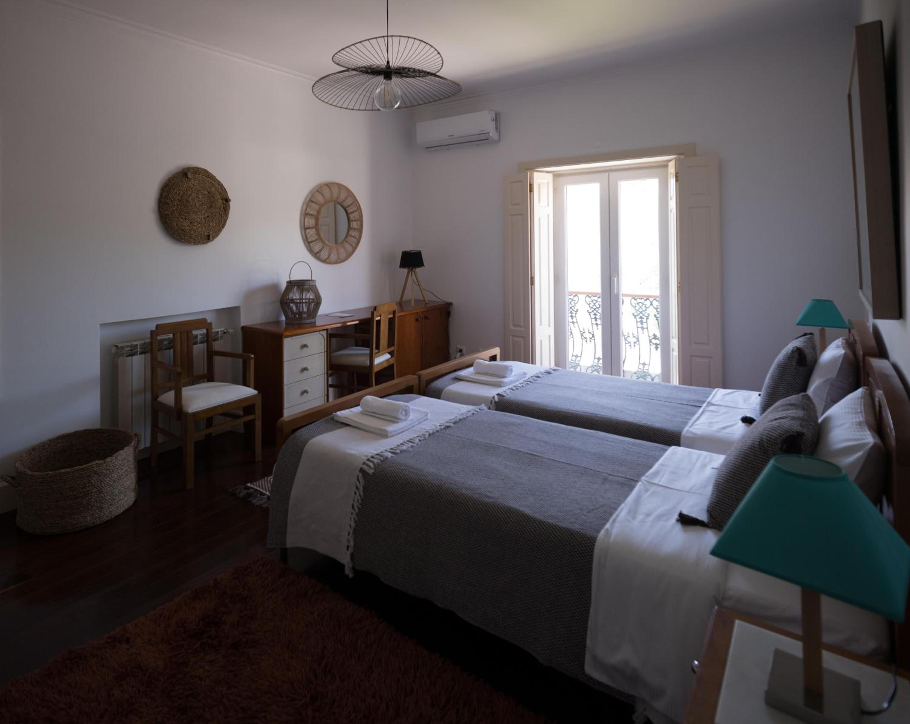 Deluxe Triple Room - Photo 7