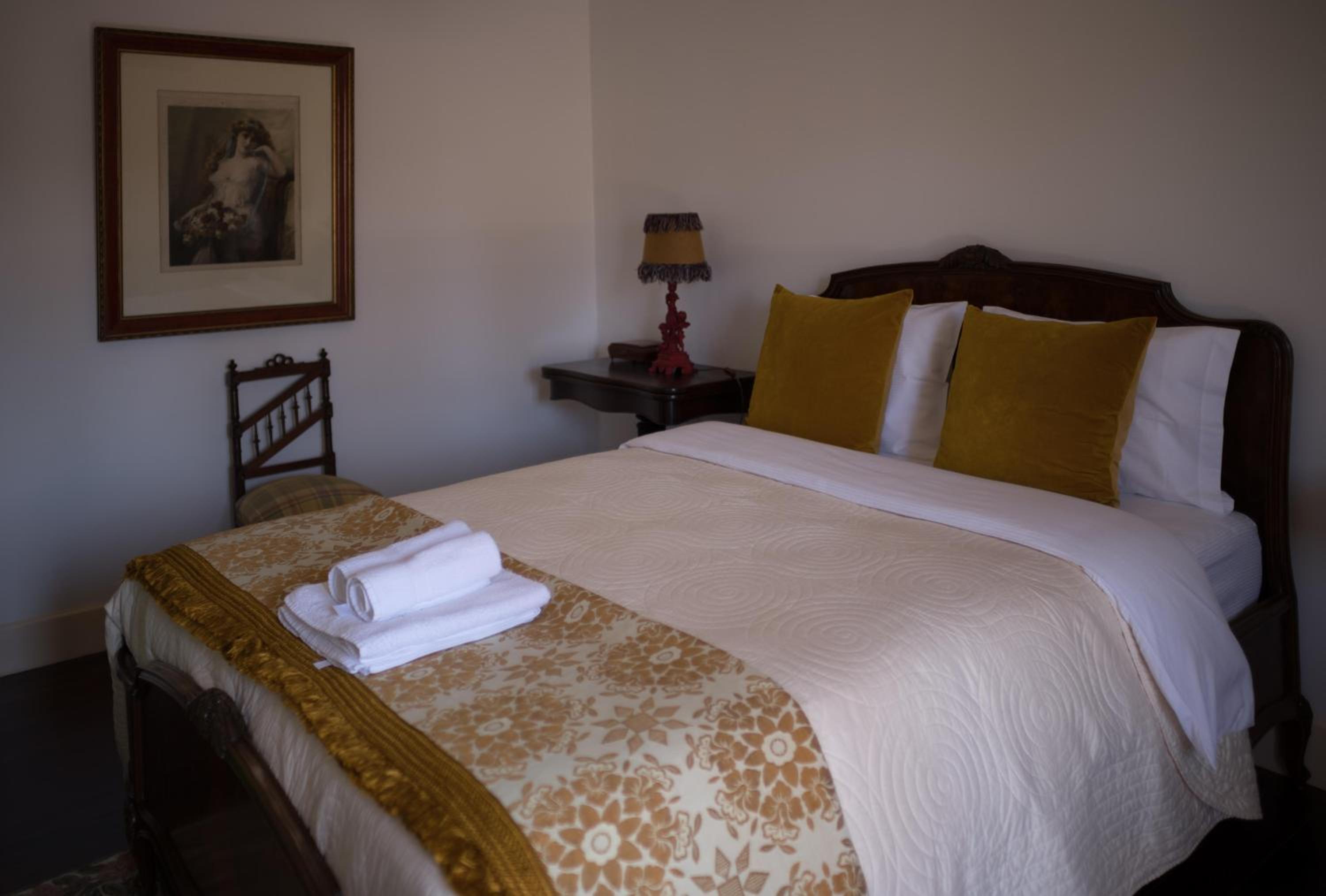 Deluxe Double Room with Balcony - Photo 3