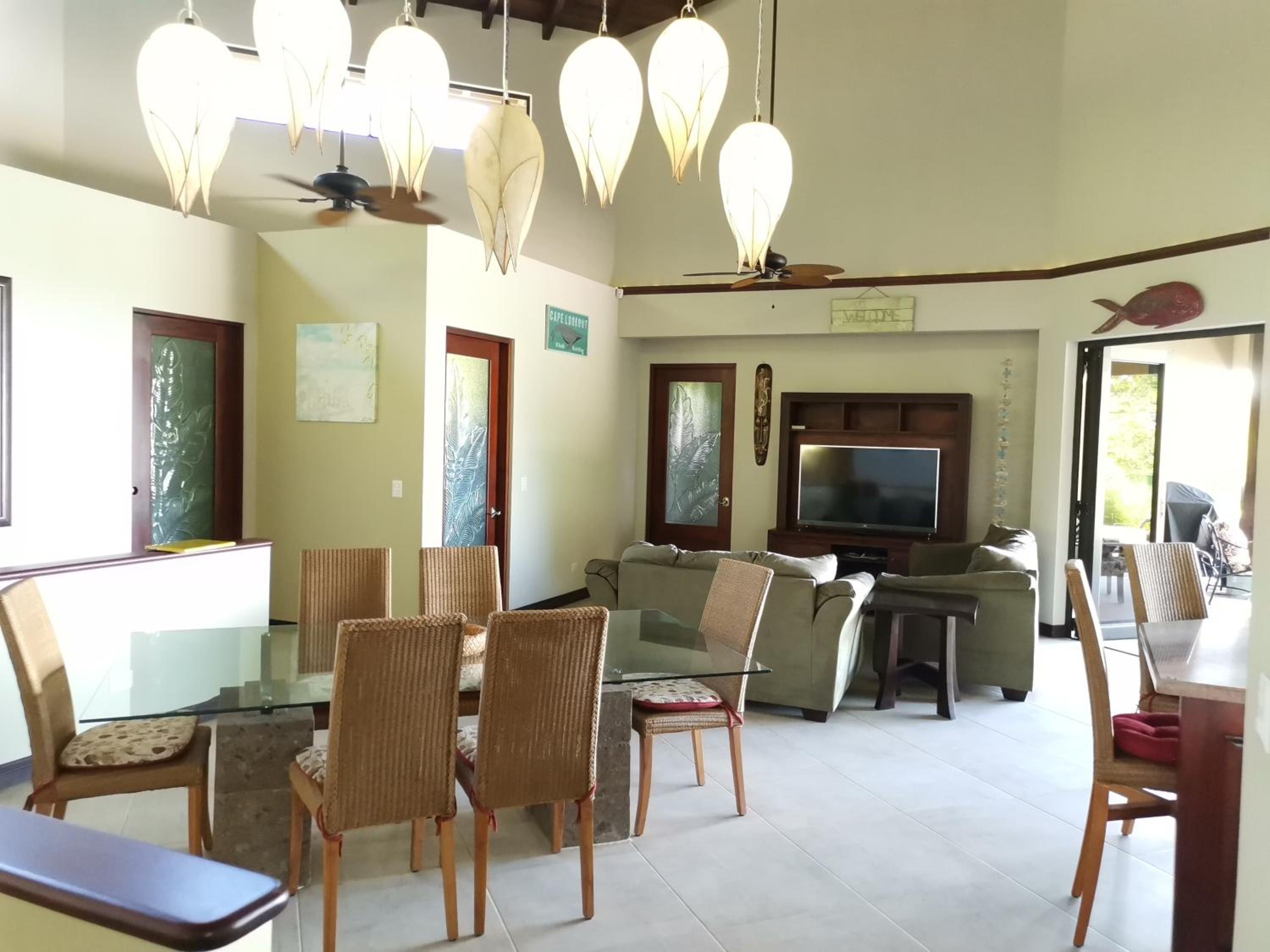 Villa de Tres Habitaciones