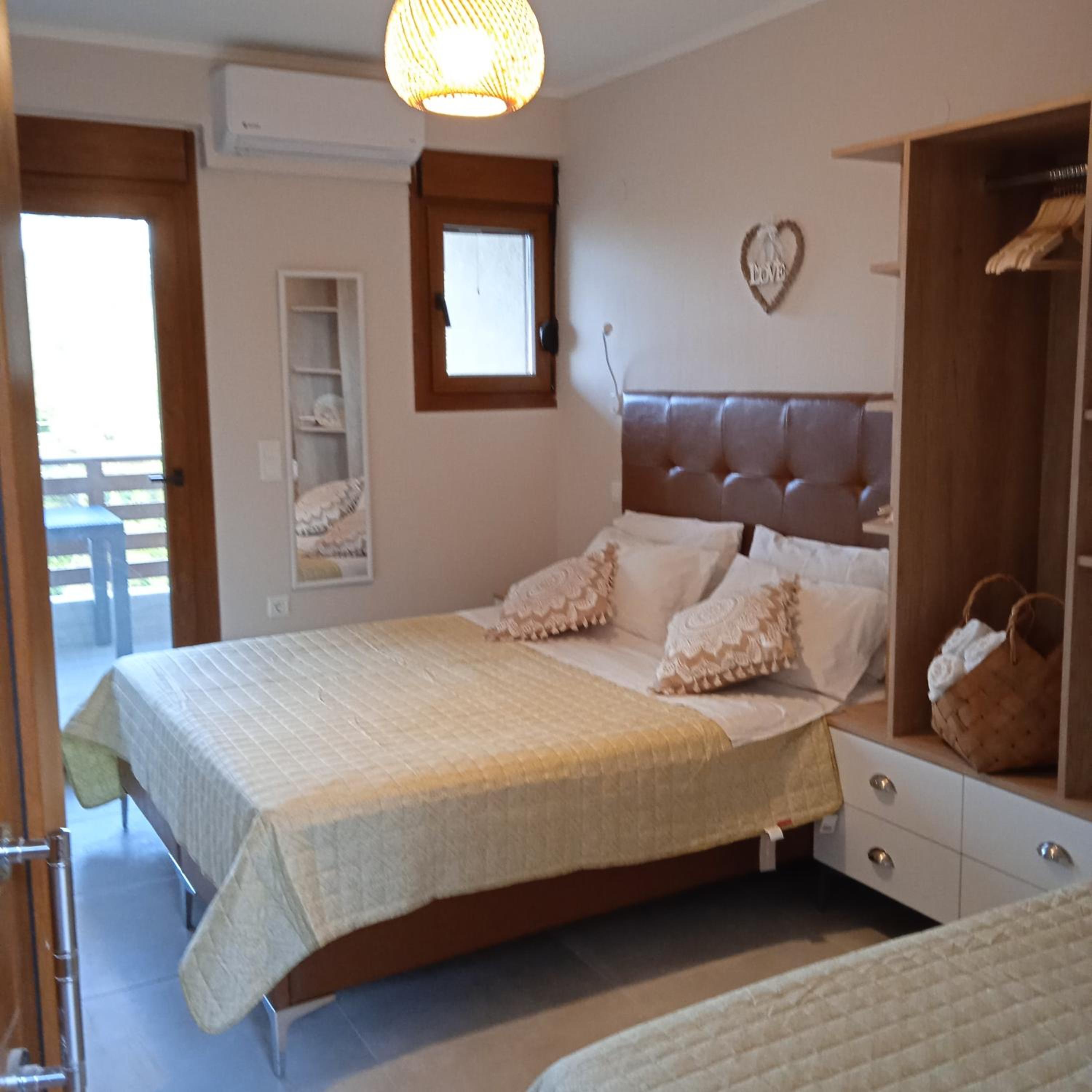 Standard Triple Room with Sea View