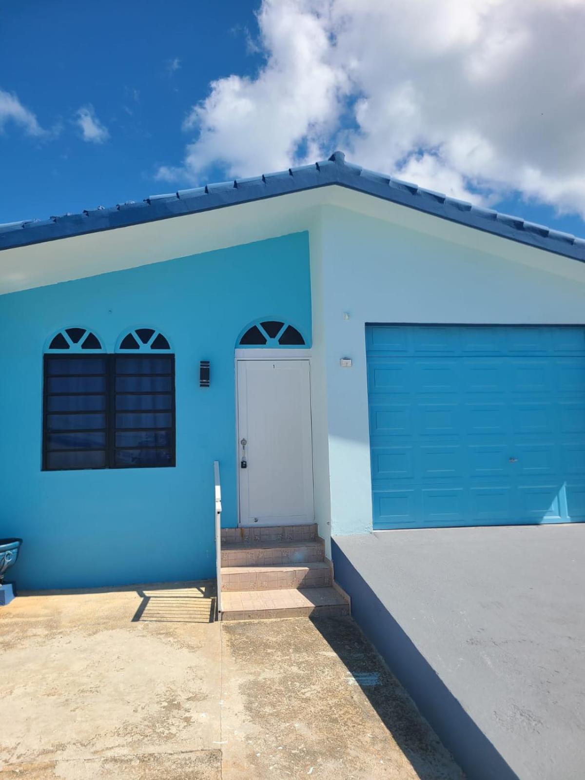 Three-Bedroom House photo 1